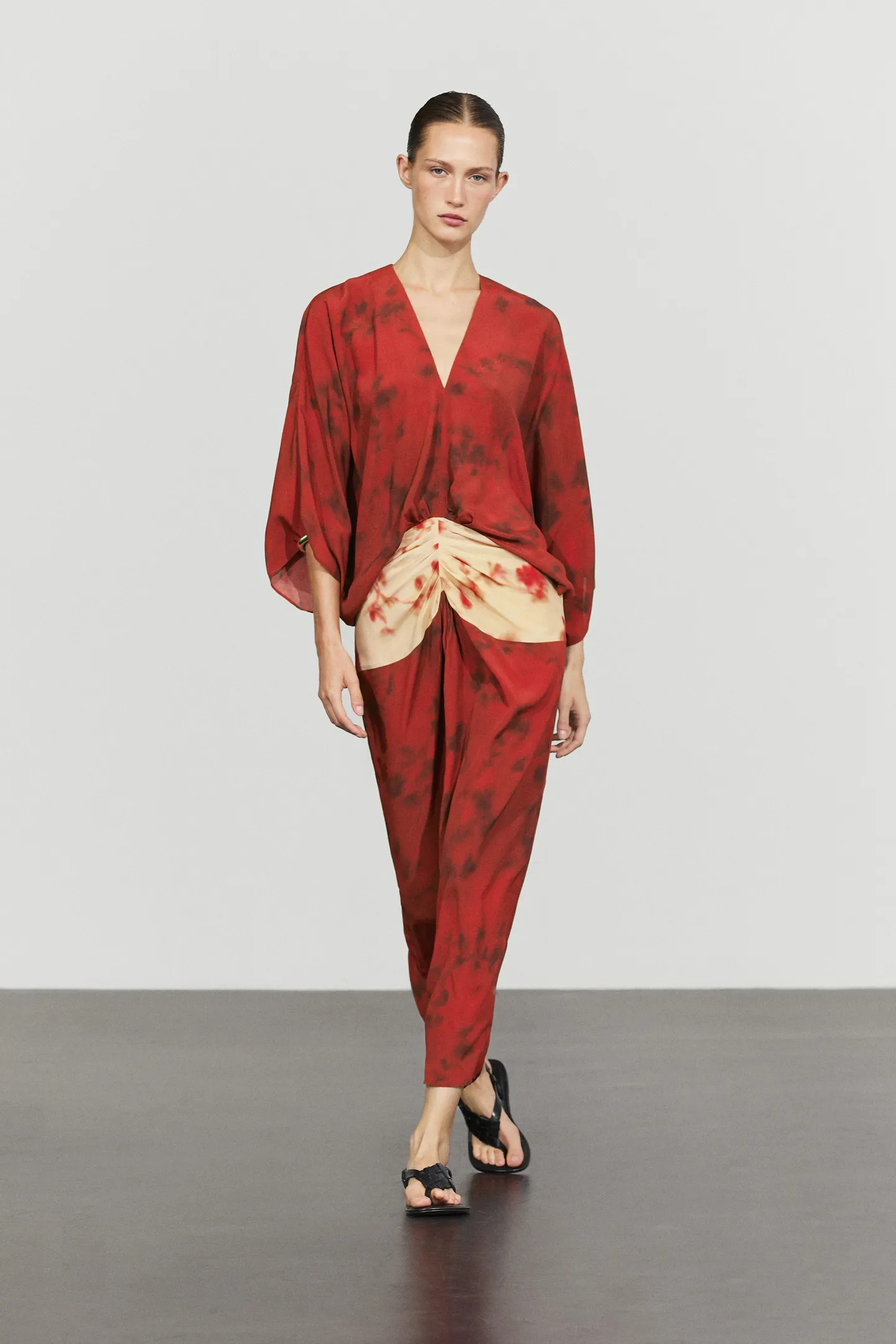 Printed flowing dress with sash detail | Massimo Dutti UK