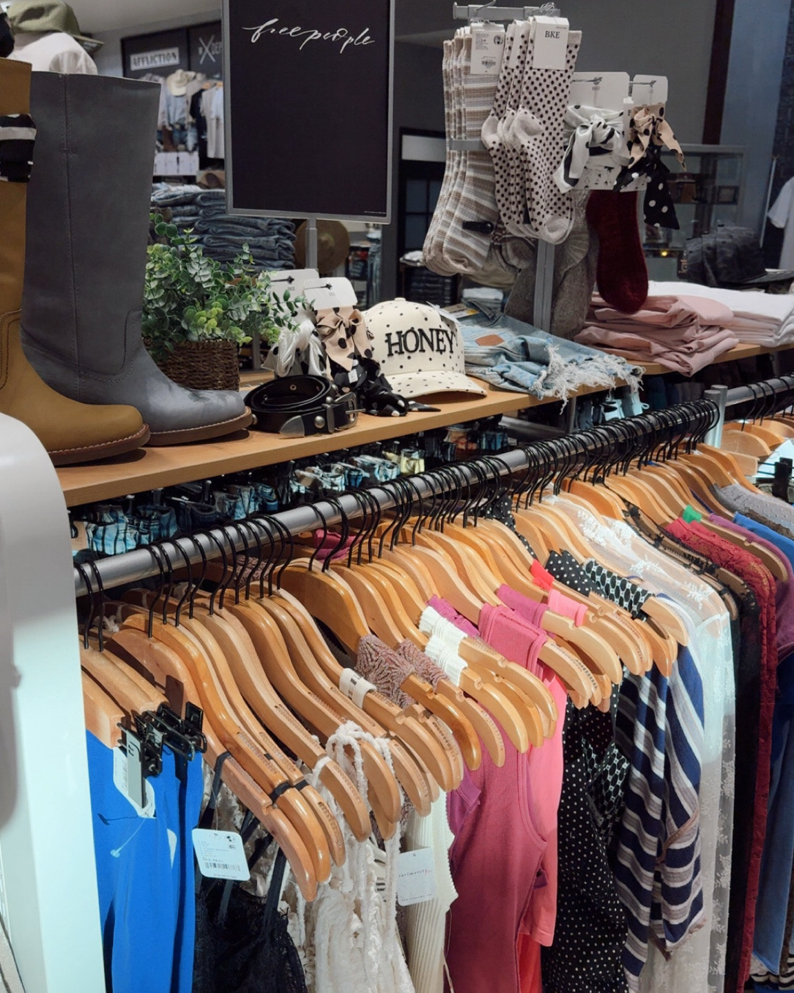 New arrivals @ buckle!!

#LTKootd #LTKvlog #LTKWorkwear