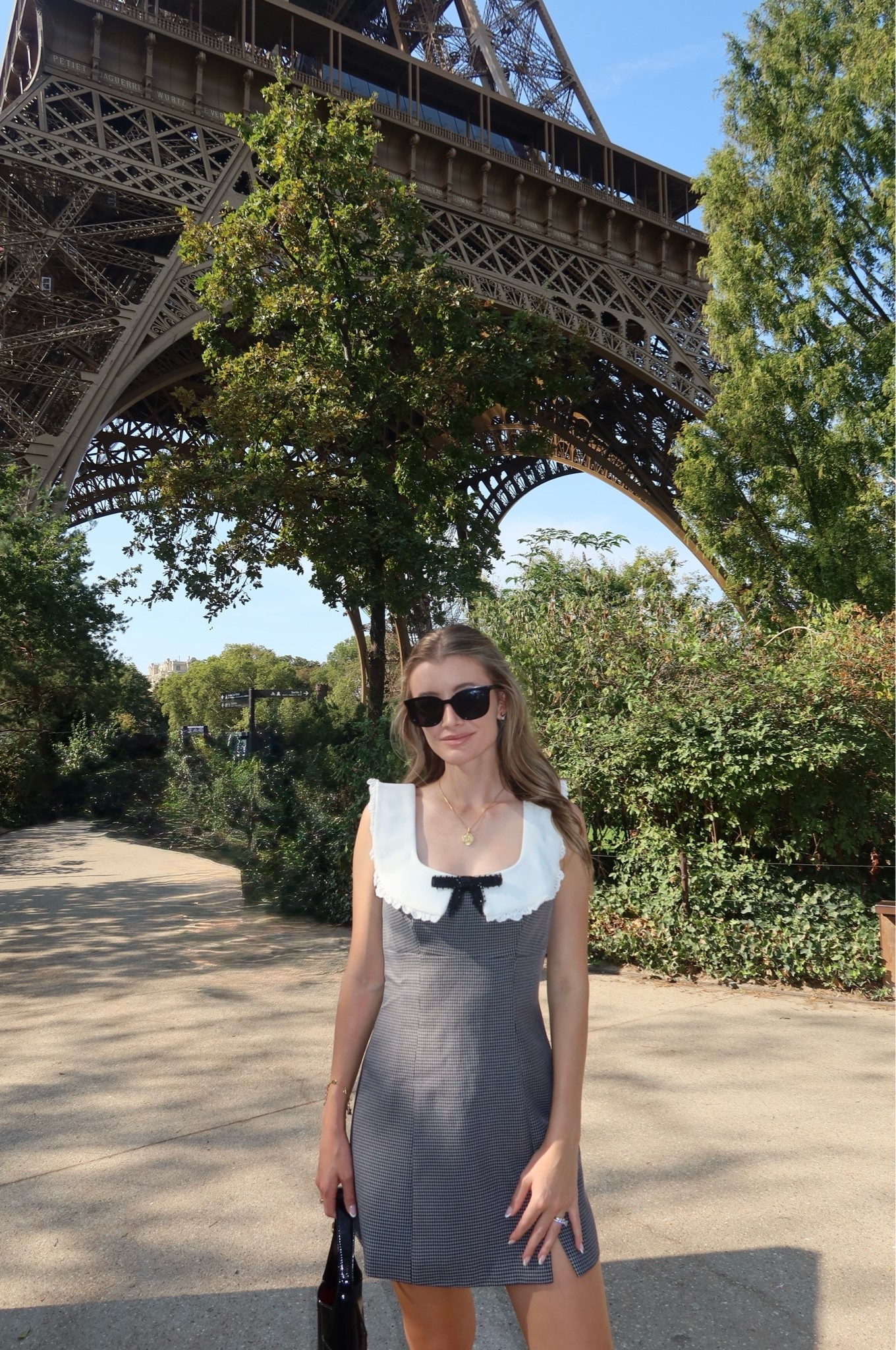 Paris
dress 
feminine style 
Europe