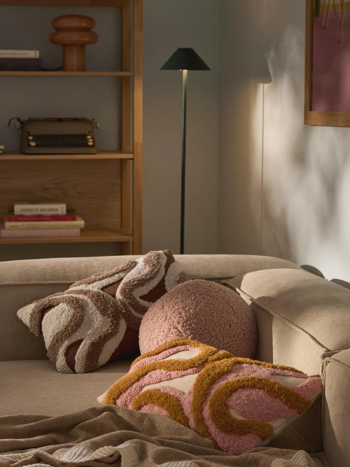 Capa de almofada artesanal com decoração Jiri | Westwing EU