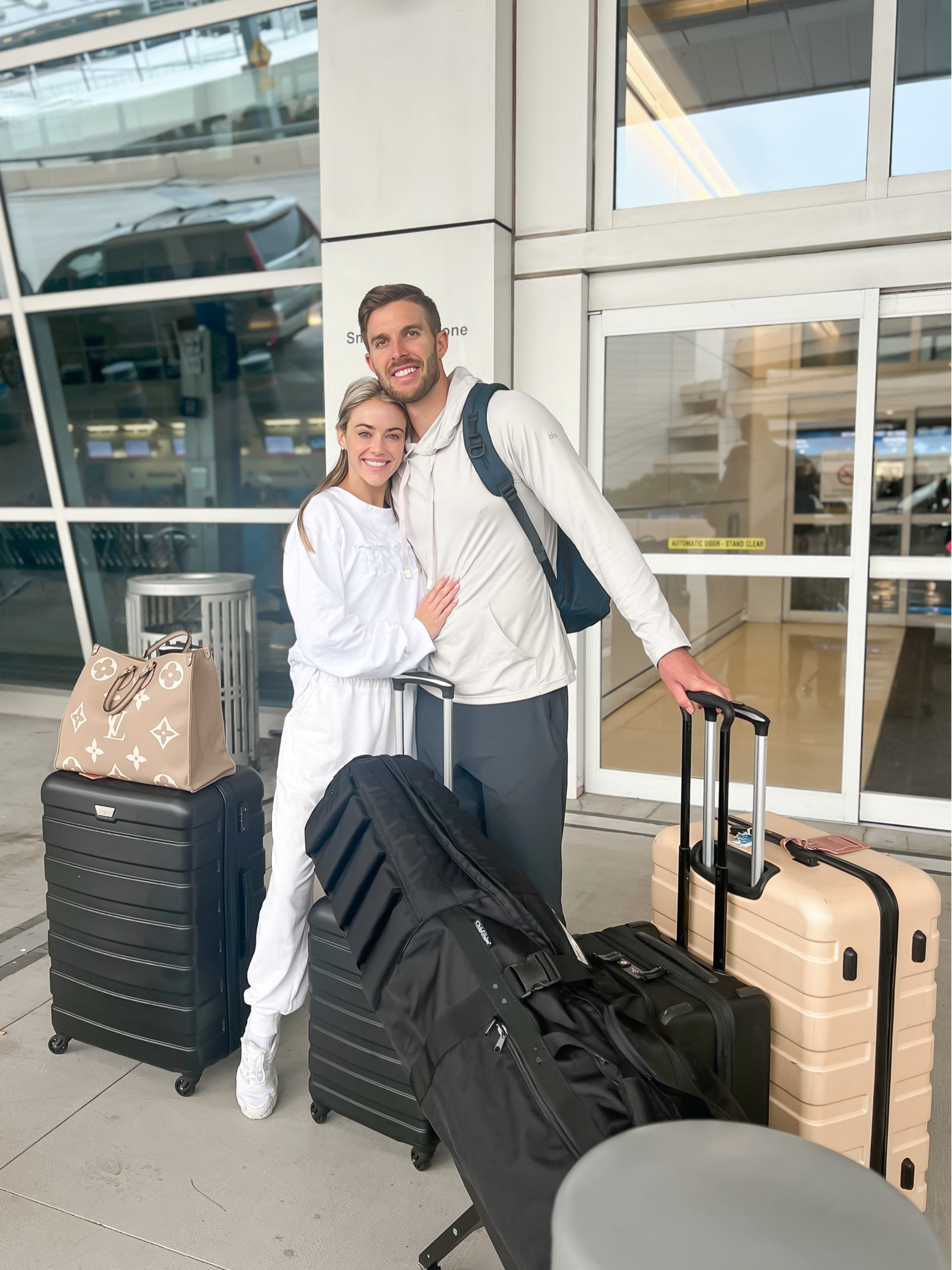 Honeymoon 
Bride 
Travel 
Bride hair clip 
Sweatpants 
Bride sweatshirt 
Luggage 
Amazon 


#LTKunder100 #LTKtravel #LTKstyletip