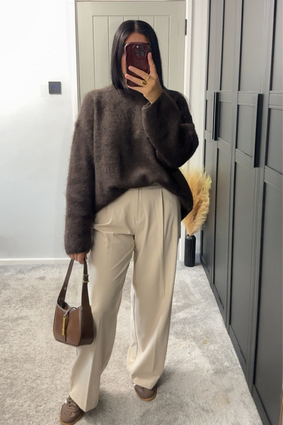 This season’s colors are all about warmth, coziness, and sophistication, perfect for transitioning from autumn to winter. 🍂❄️✨

#LTKover50style #LTKautumn #LTKeurope