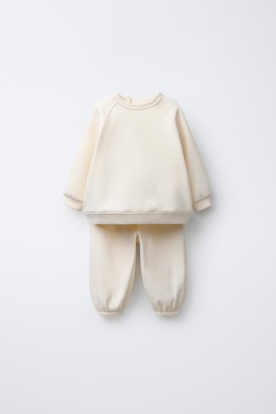 BASIC SWEATSHIRT AND JOGGER PANTS SET | Zara US