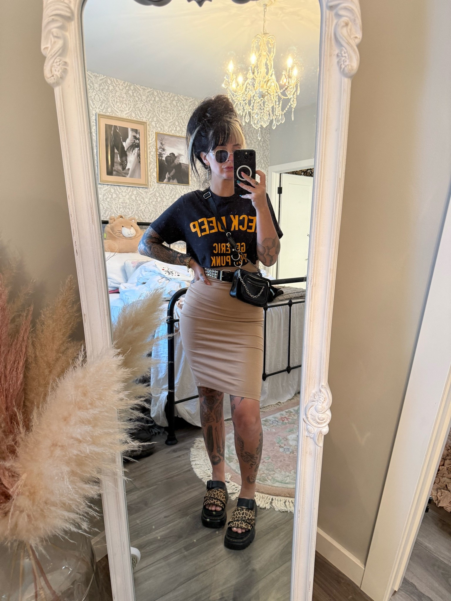 Shirt: neck deep brand tee (hopeless records)
Dress: Zara (thrifted)
Shoes: Leopard Mattison slides doc marten
Purse: Shein
Sunglasses: Ardene
Belt: urban outfitters

#LTKcanada #LTKsummer #LTKfestival
