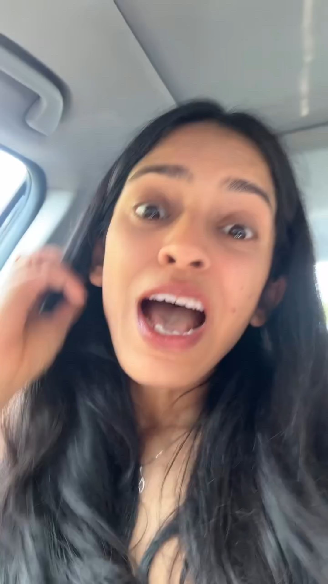 Grwm while I do a quick skin prep in car and talk about my superpower!
#grwm #youva #youvaskincare #bcomplex #serum #youvatoner #youvabcomplex #bcomplexserum #antiaging #porestrip #toners #skincareroutine #skincaretips #carreel #youvaskin