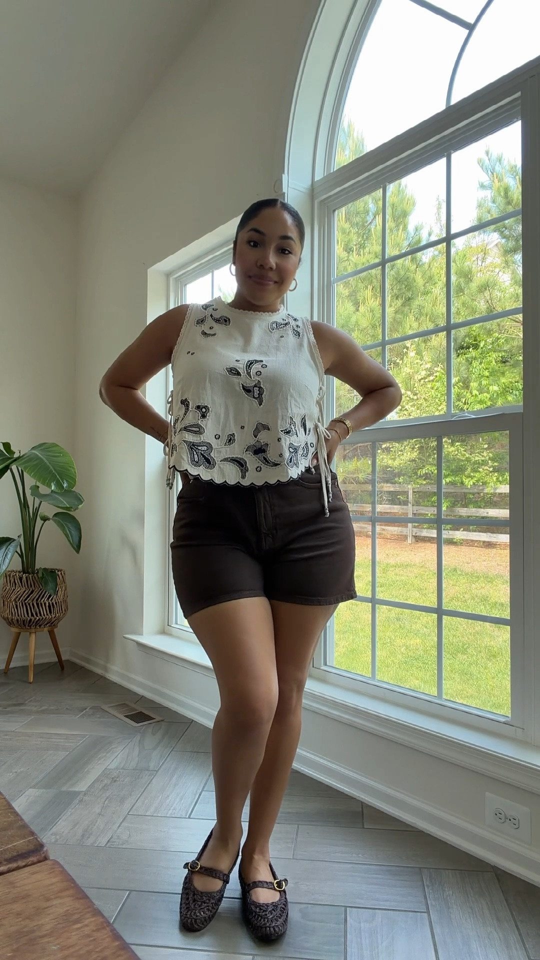 I got stopped so many times about this top because the embroidery and little beaded details are even prettier in person. And these Zara shorts? Immediate yes. They feel like they’re actually made for curves so I’m not fighting for my life trying to make them fit my waist and hips at the same time 😂 Finished it with my woven brown Mary Janes because apparently I’m entering my “cute effortless mom on vacation” era. Everything linked below!

#zarafinds #curvyoutfit #momfashion #summerstyle #brownoutfit #ltkit #casualstyle #everydayfashion
