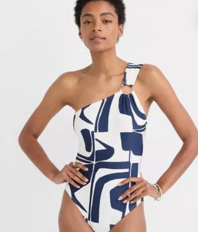 Swimsuit On Sale!

#LTKSwim #LTKTravel #LTKOver40