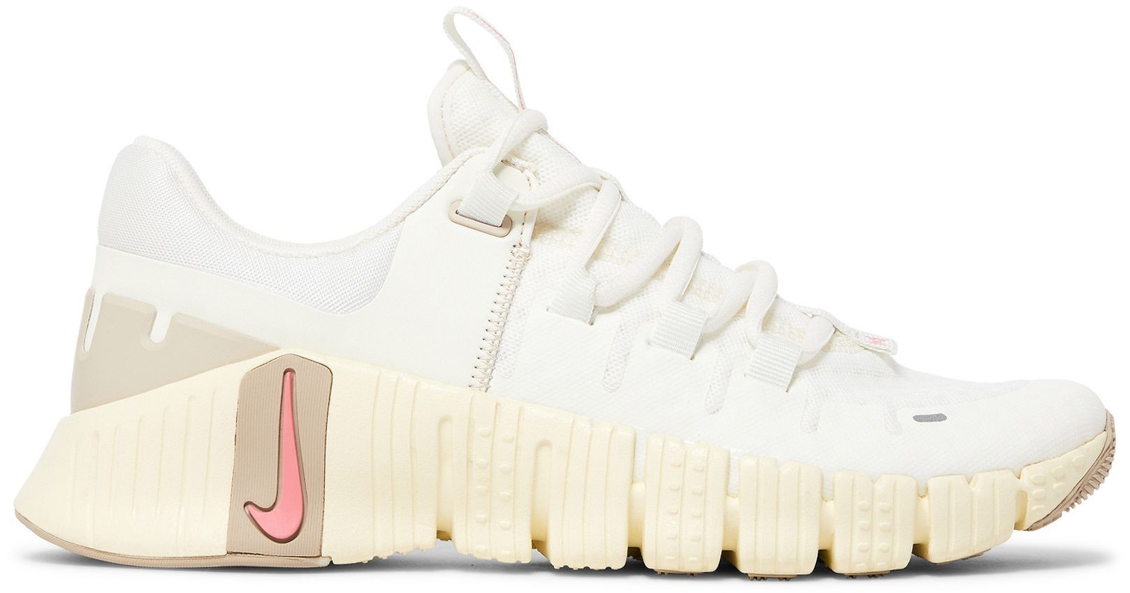 Wmns Free Metcon 5 'Sail Sanddrift' | GOAT