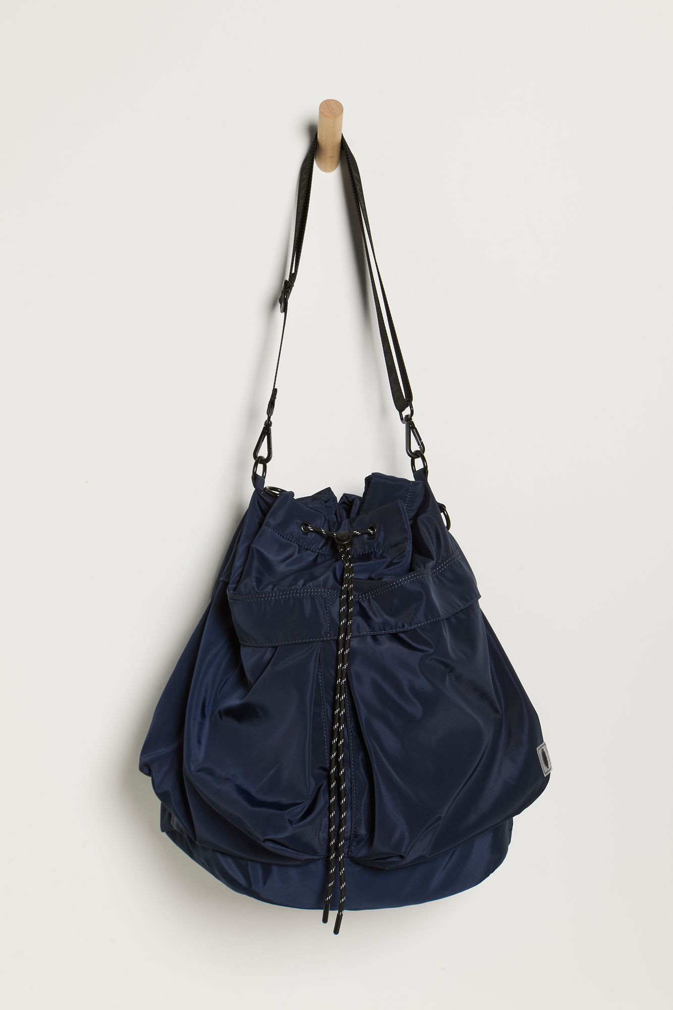 FP Movement Ego Boost Mega Bucket Bag, Sandy | DICK'S Sporting Goods