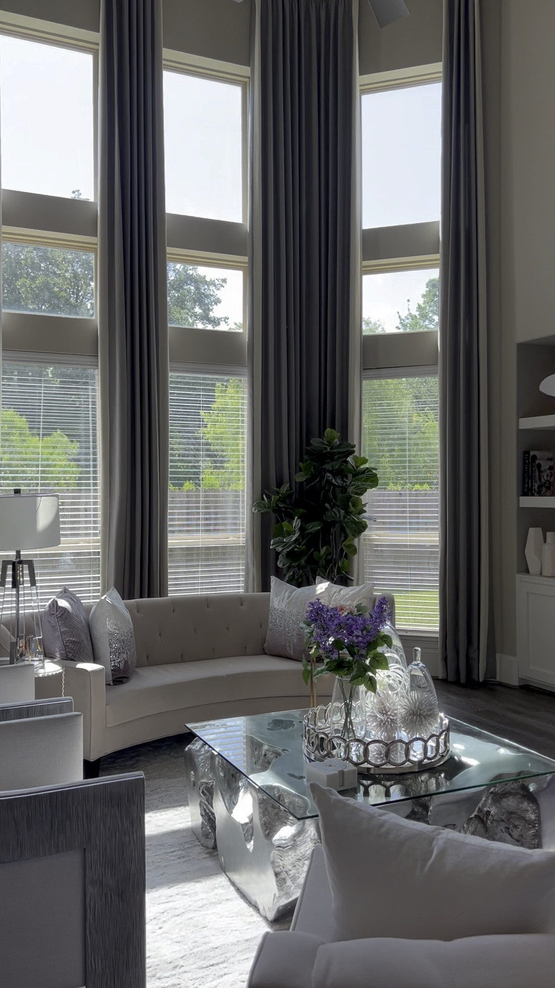 Living Room Design & Inspo #homedecor #couches #coffeetable #LTKHome

#LTKFind #LTKxPrimeDay #LTKsalealert