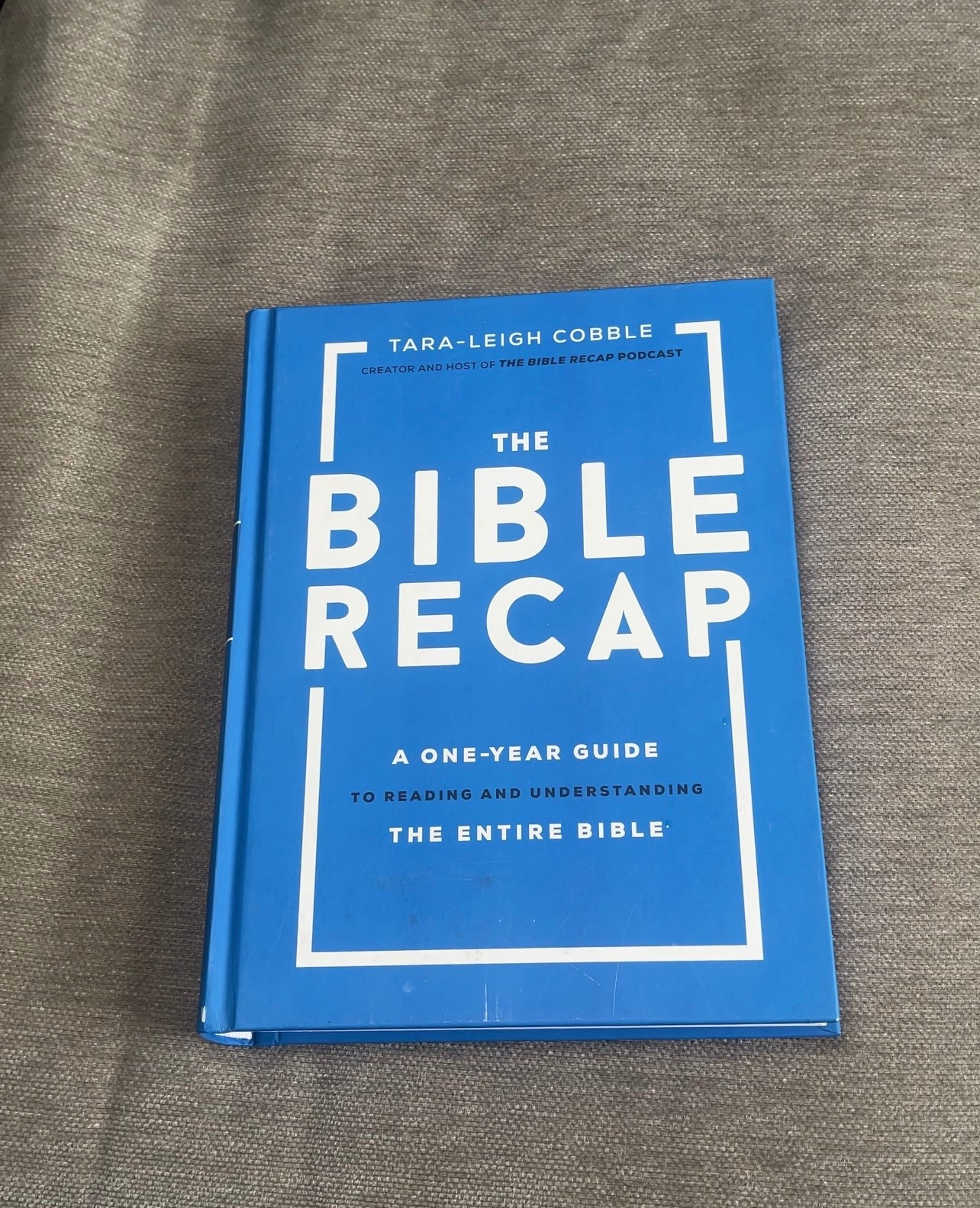 Let's start the year off right 👏🏾📖