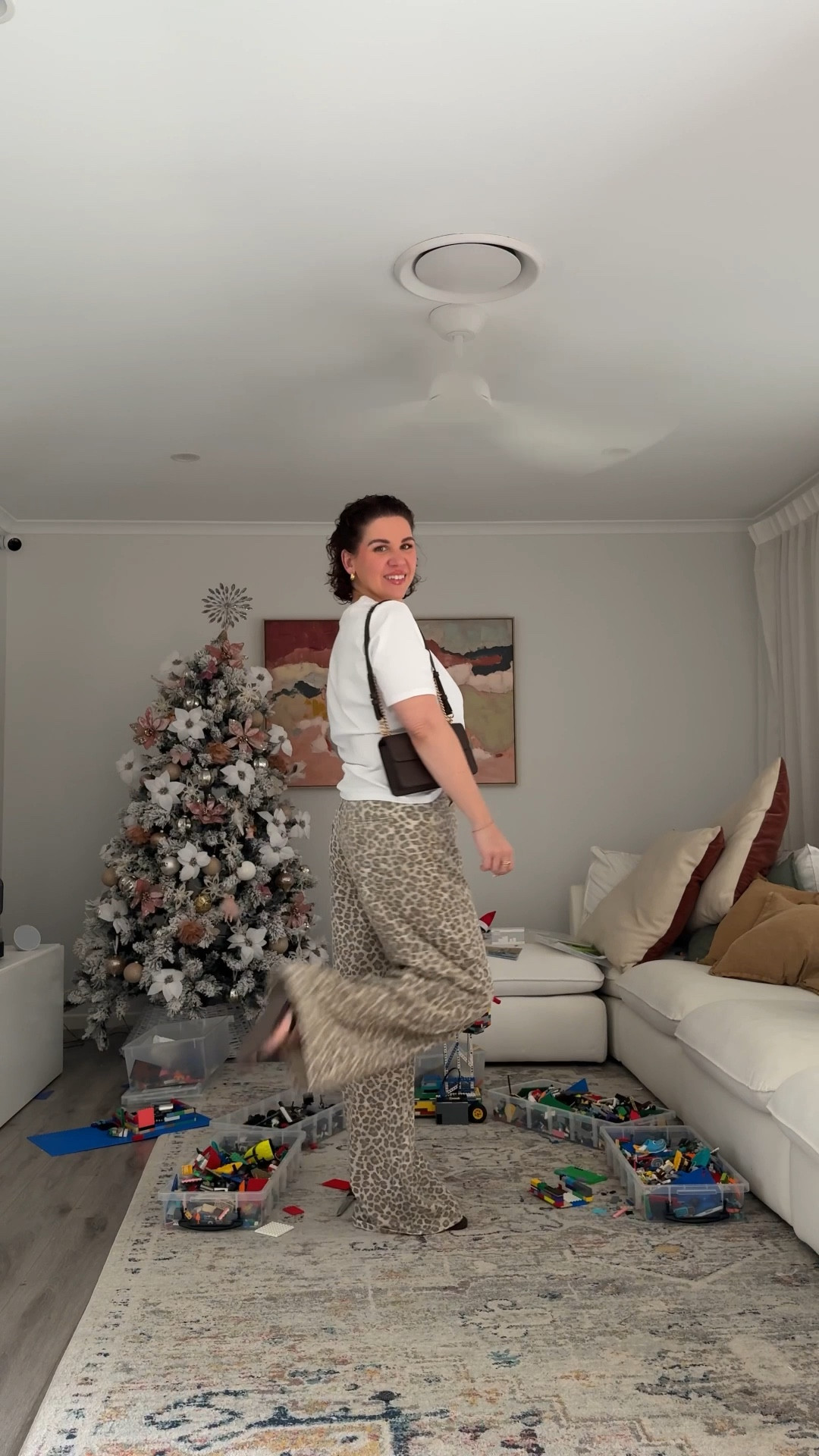 Wearing:
Tee size M
Jeans size 12
Slides size 7

Francesca DC: CSVP15%



#LTKjeans #LTKstyletip #LTKaustralia