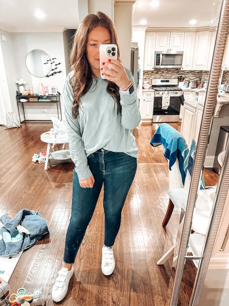 The perfect basic long sleeve. Wearing a size 8. I love these sneakers, too. So versatile! 

Winter outfit / midsize / outfit idea / teacher outfit / sneakers / jeans

#LTKmidsize #LTKtravel #LTKMostLoved