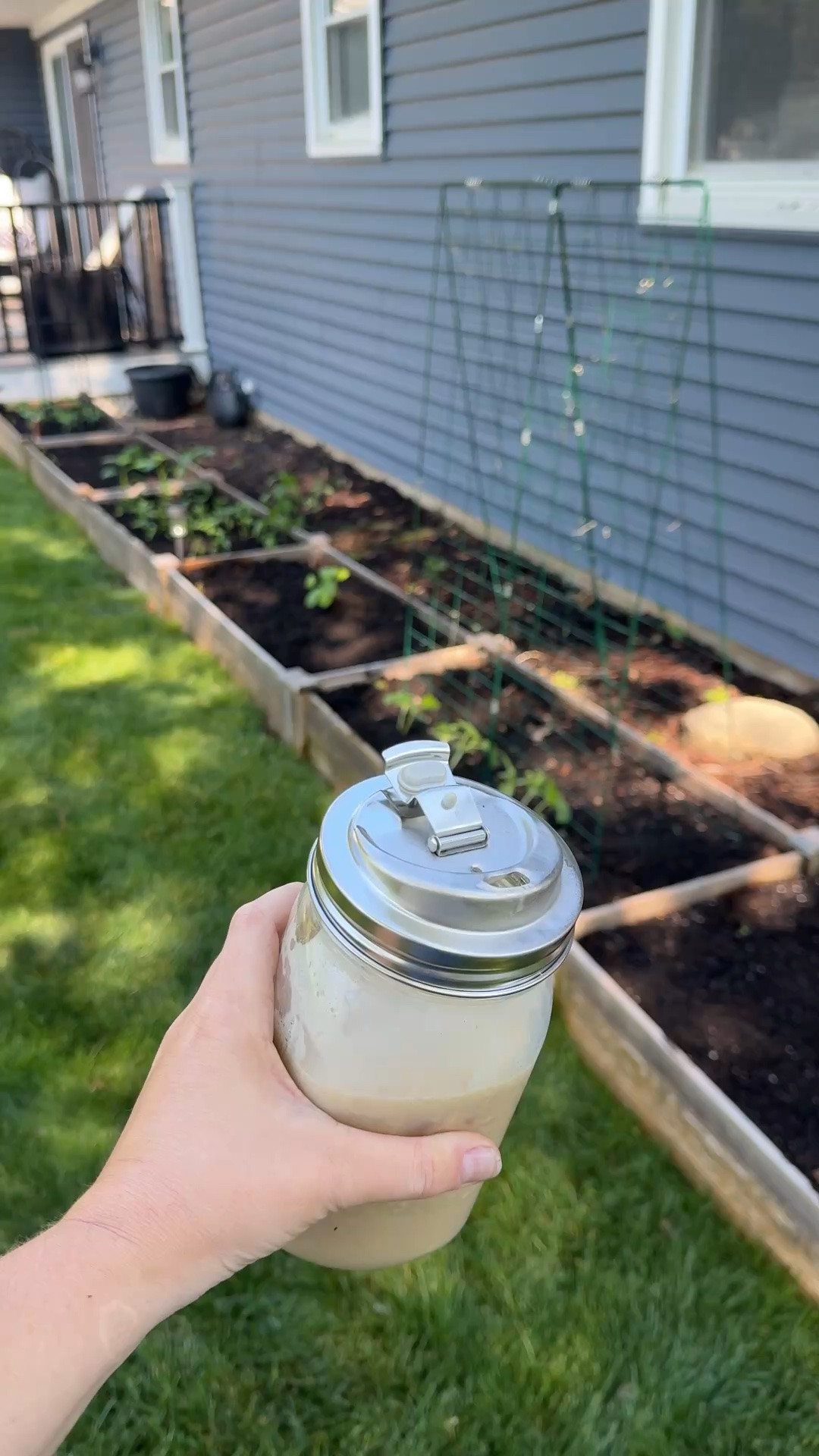 New favorite coffee top to enjoy my extra large coffee while gardening!

#LTKdayinmylife #LTKmorningroutine #LTKHome