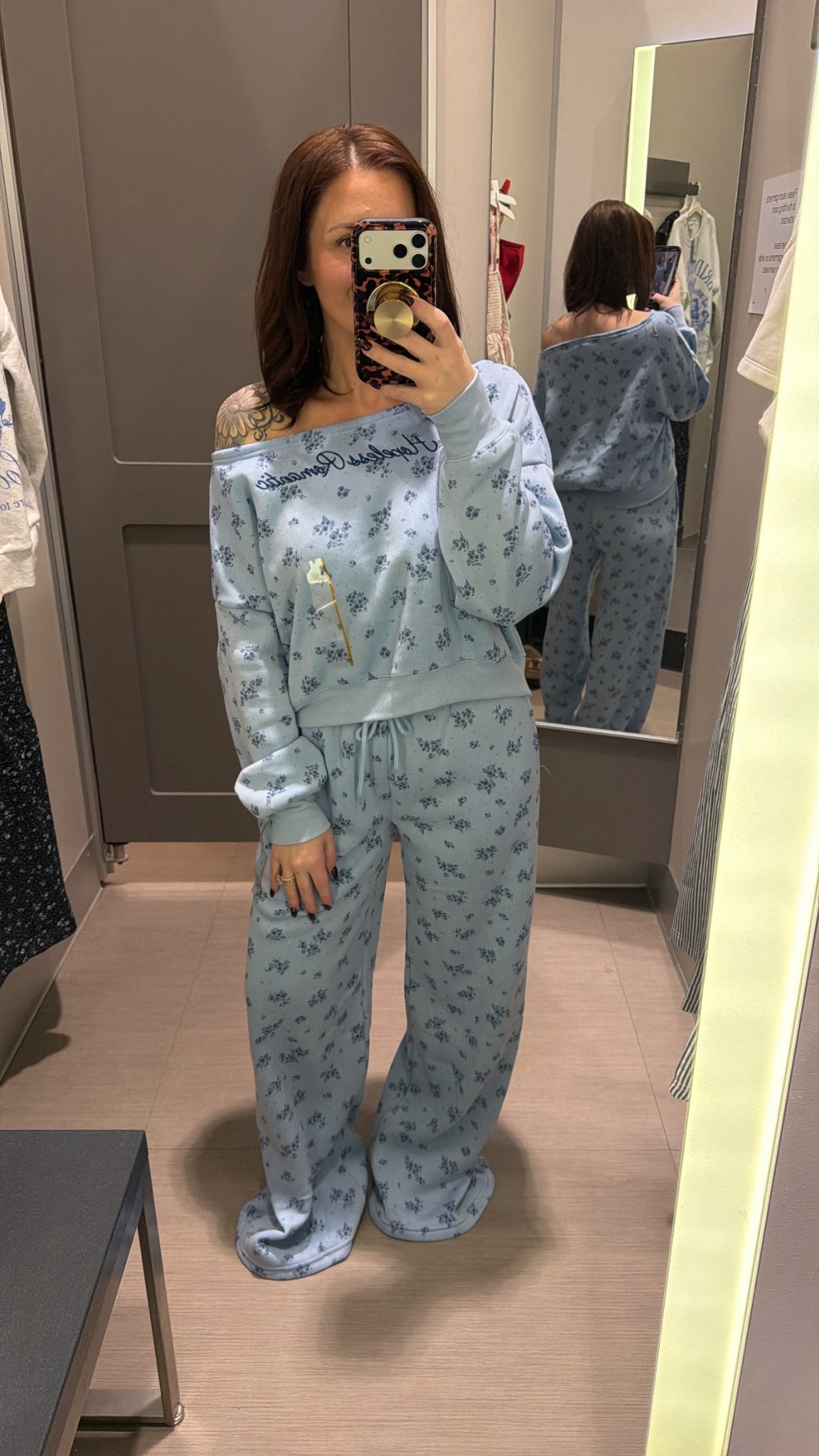 Adorable matching set from target!
Baby blue florals and top says hopeless romantic.

Size small in both

#LTKPetite