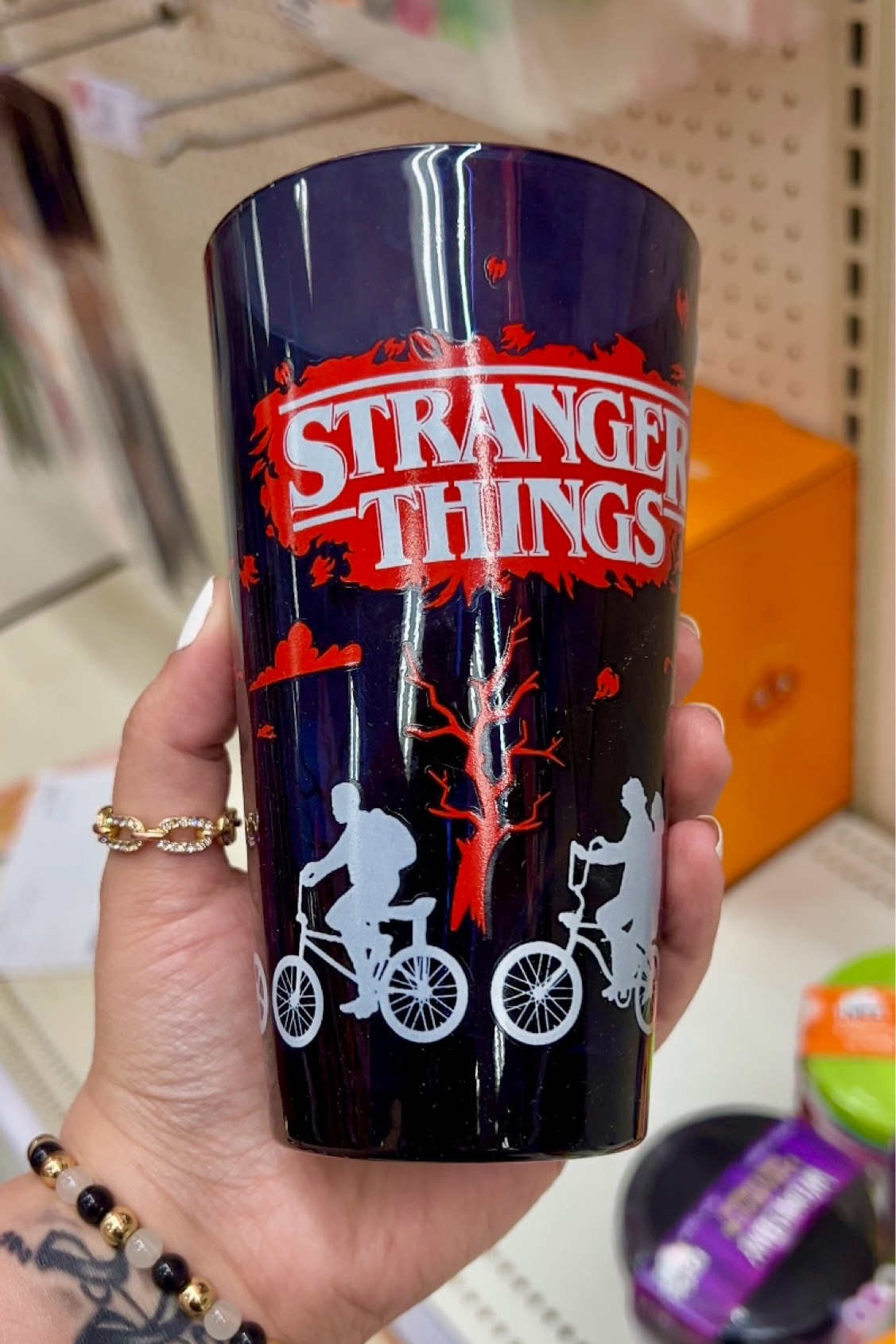 Zak Designs 16 fl oz Halloween Pint Glass Stranger Things

#LTKHalloween #LTKKids #LTKSeasonal