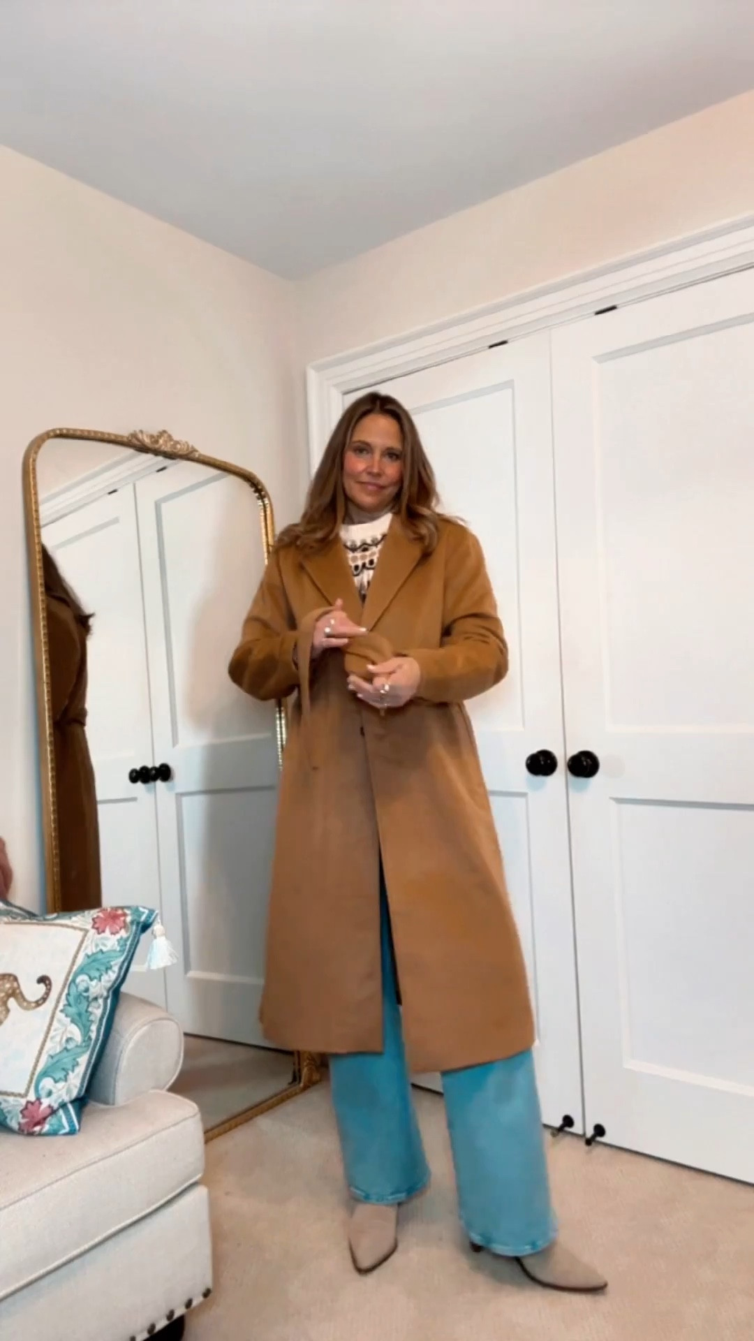 Secret styling hack: Mixing shades of brown adds instant depth. They do not need to match, just stay in the same color family. The look feels effortless, elevated, and expensive. Brown is softer than black and looks so good with light-wash jeans. I’m wear a size medium sweater and tee, size 30 jeans, coat in large.

#LTKMidsize #LTKOver40 #LTKSeasonal