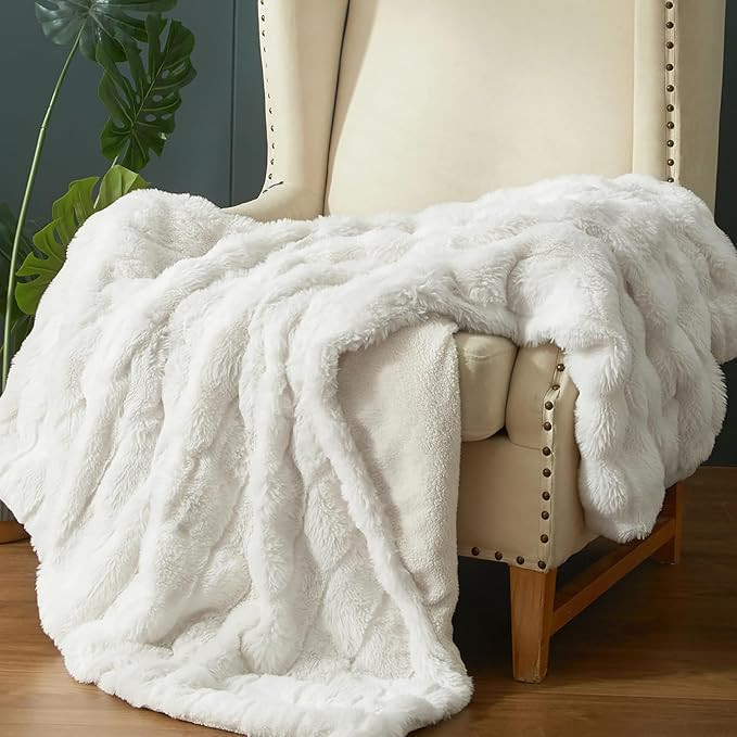 HYPREST Plush Faux Fur Throw Blanket with Sherpa Reverse - Soft Cozy and Warm White Throw Blanket... | Amazon (US)