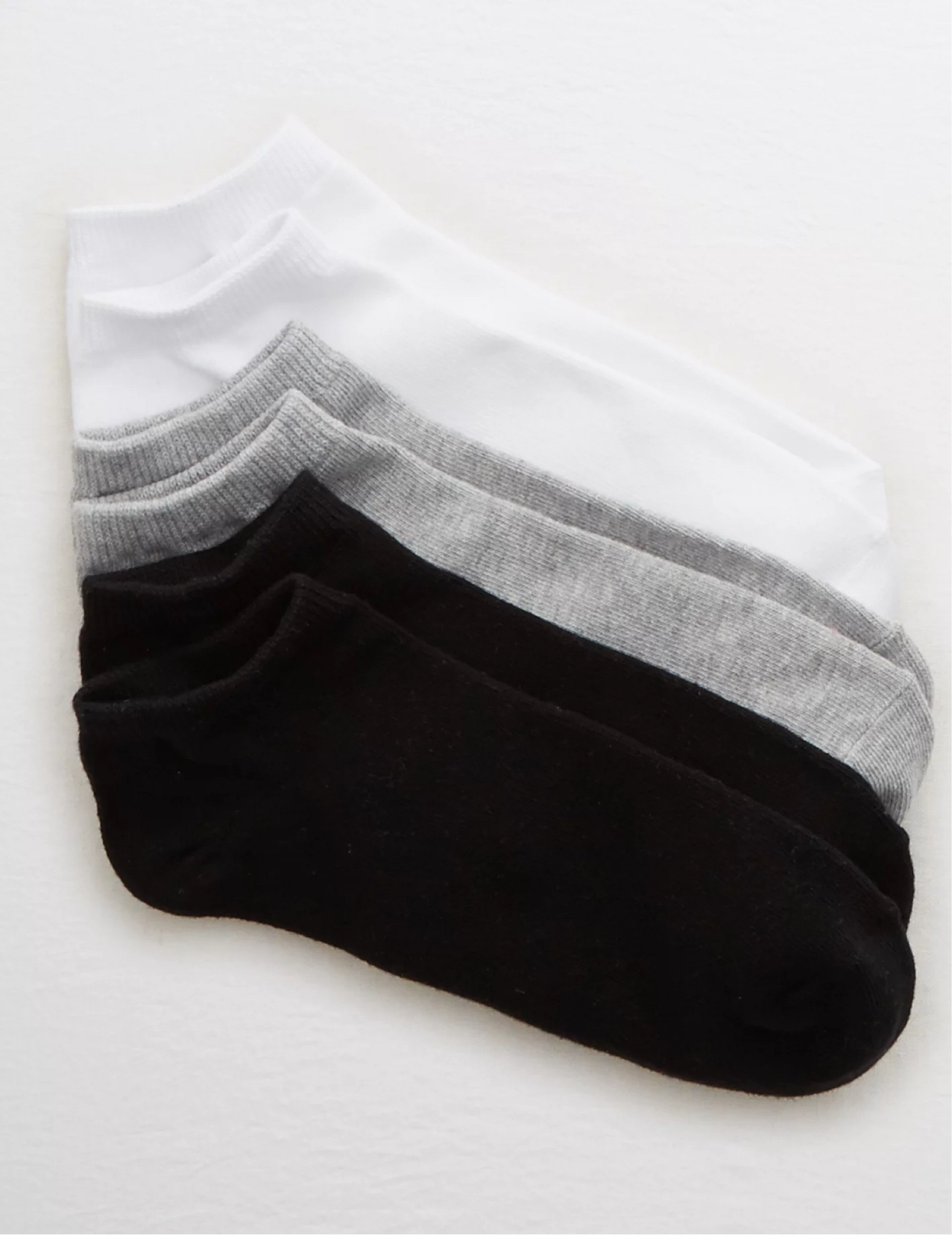 everyone needs new socks for the new year!! here are my favorites!! i just bought 9 pairs while they were on sale! 

#LTKHoliday #LTKCyberWeek #LTKGiftGuide