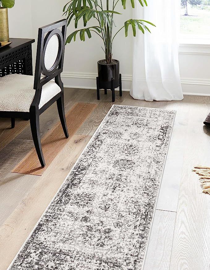 Unique Loom Sofia Collection Traditional Vintage Gray Runner Rug (2' x 10') | Amazon (US)