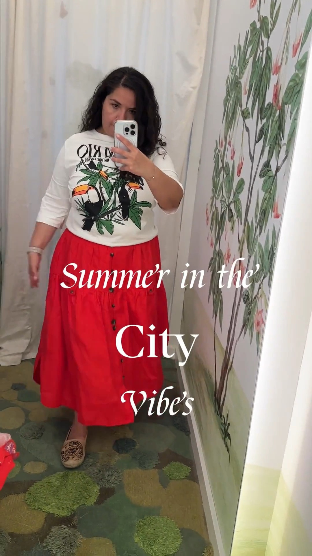 Had my eye on this skirt for a while… finally tried it on this weekend and couldn’t leave without it.
🍉 Lightweight, breezy linen
🍉 An easy pop of color for casual days
🍉 Comfy but still pulled together
I’m wearing a size L — love the relaxed fit without feeling too oversized.
Linked it below in case you’ve been looking for an effortless summer piece too.

#LTKMidsize #LTKSeasonal