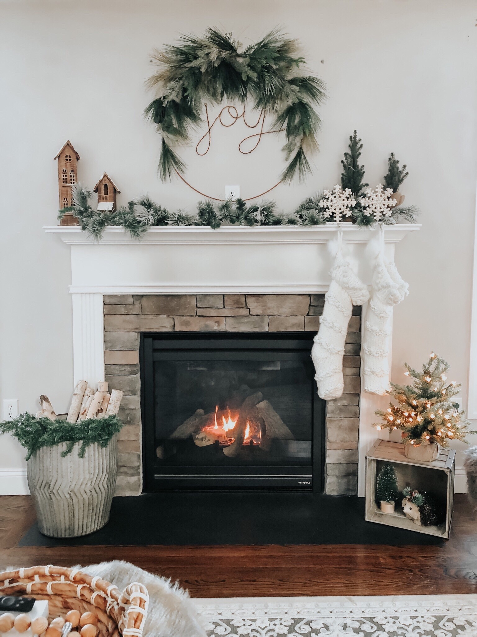 Holiday home decor, target joy wreath, target home decor, target holiday decor finds, holiday decor



#LTKhome #LTKHoliday #LTKSeasonal