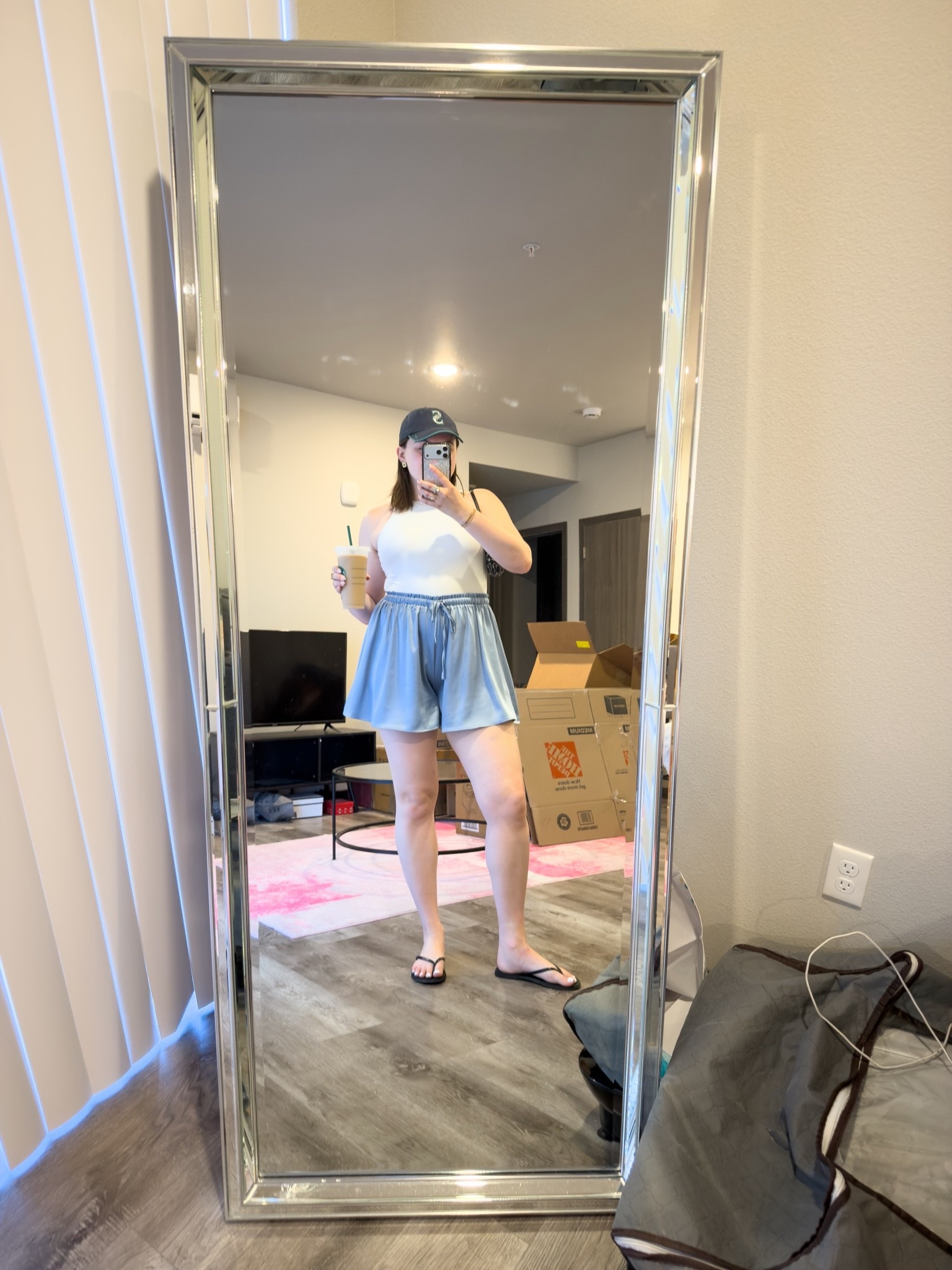 Comfy outfit to hang with the girls! I love a good bodysuit and comfy short 🤭

I’m wearing a M bodysuit, size L shorts and size 9 sandals

#LTKootd #LTKMidsize #LTKSeasonal