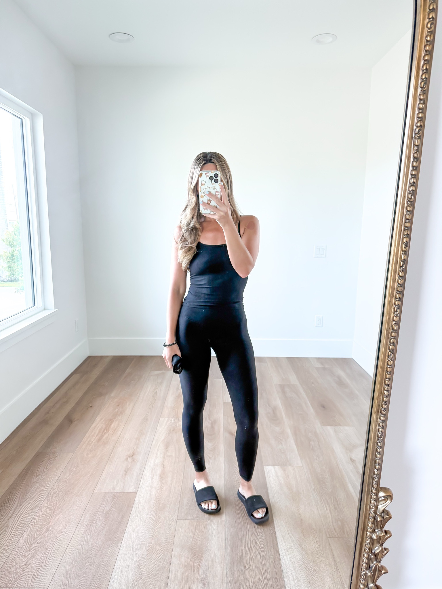 wearing my @Aritzia butter set for pilates
tank small
leggings 2