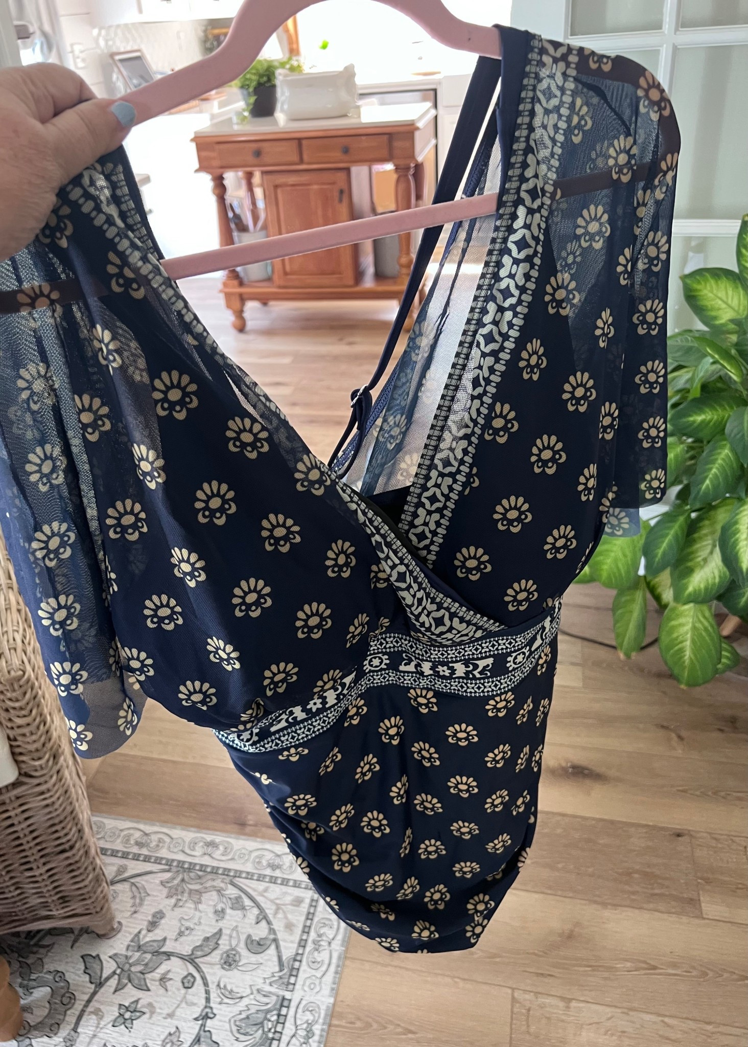 So comfortable! I love the sleeves!!
Swimsuit
Plus size
Midsize 

#LTKMidsize #LTKPlusSize #LTKSwim