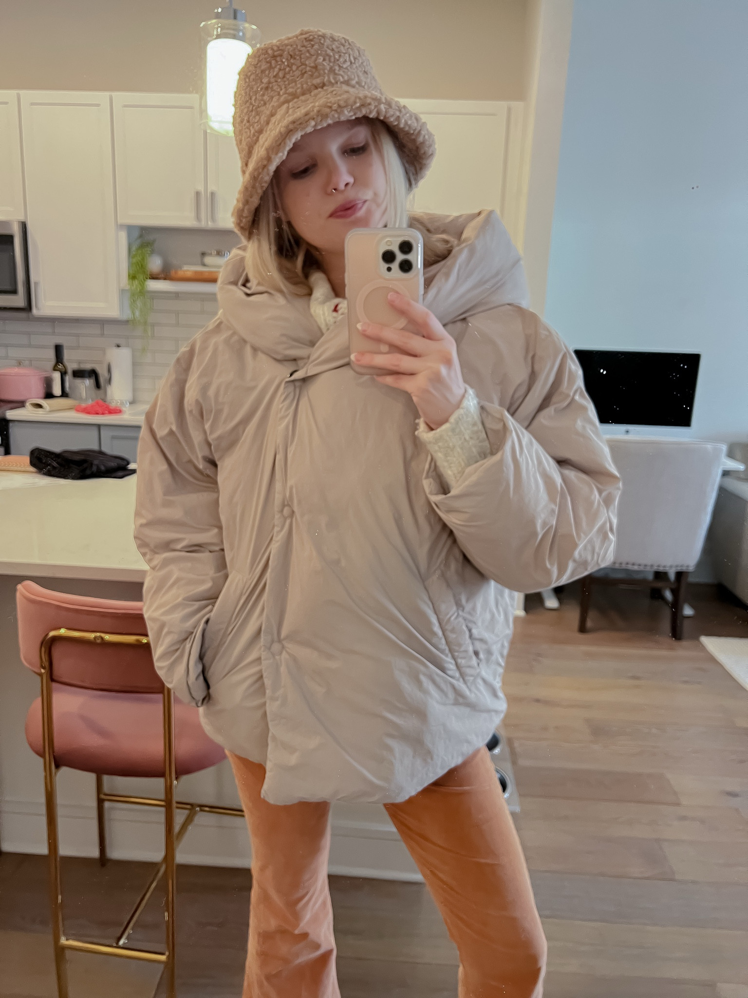 Winter neutral outfit 

#LTKStyleTip #LTKSeasonal #LTKFindsUnder50