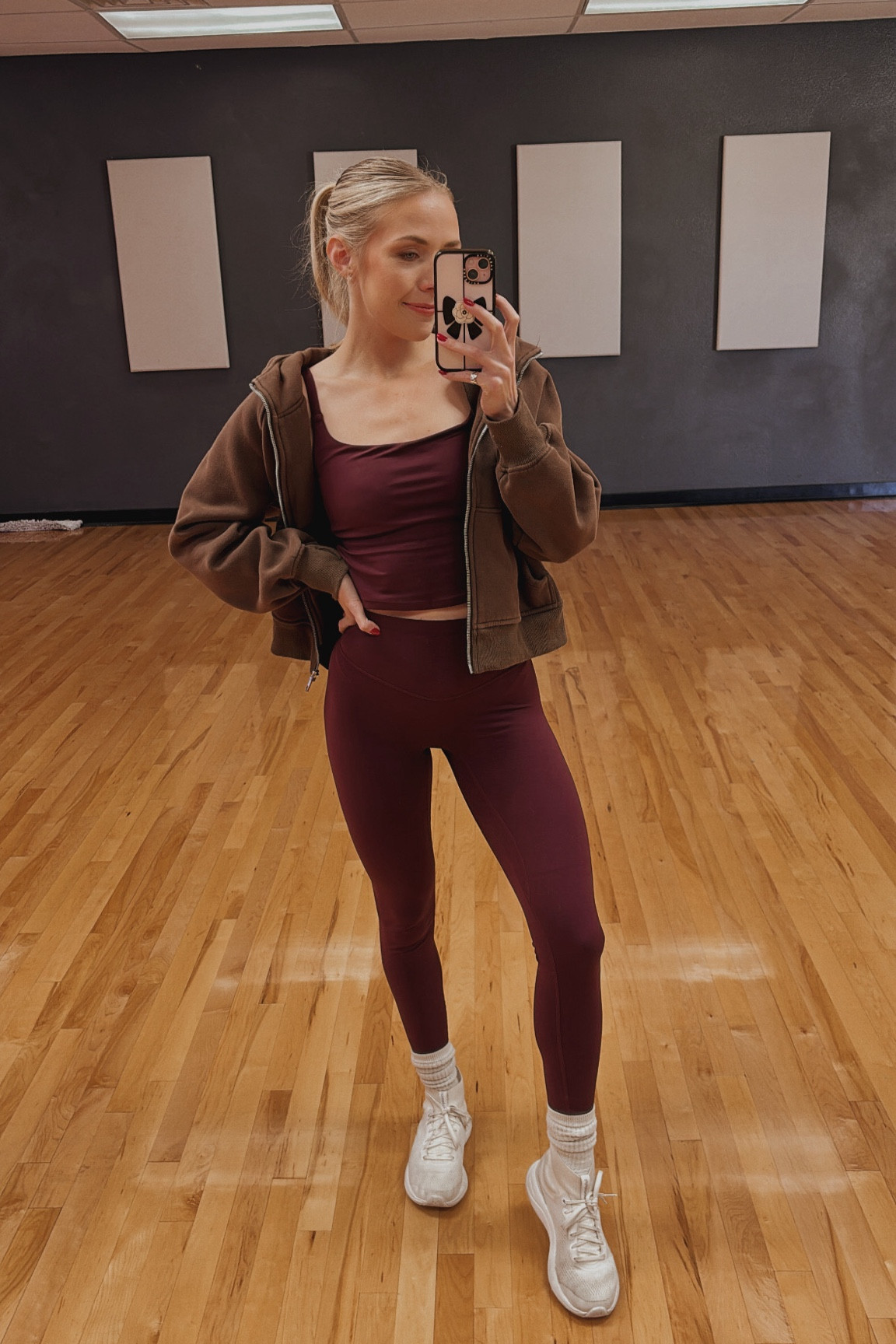 The perfect burgundy workout set 
I wear a size small in both and they fit amazing! Would not size down 

#LTKActive #LTKHoliday