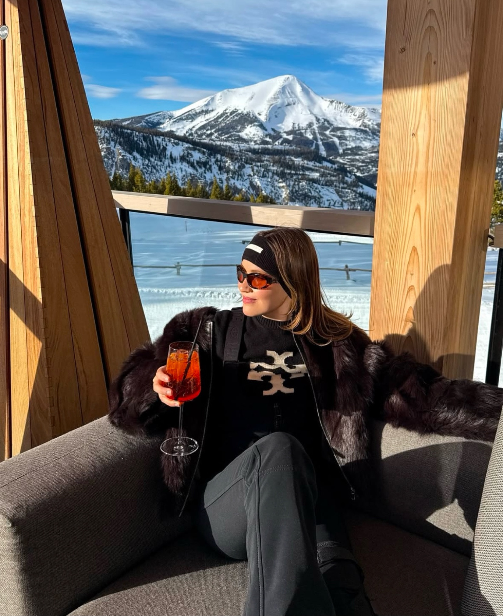 jacket is sold out but linked a similar one from the same brand! 