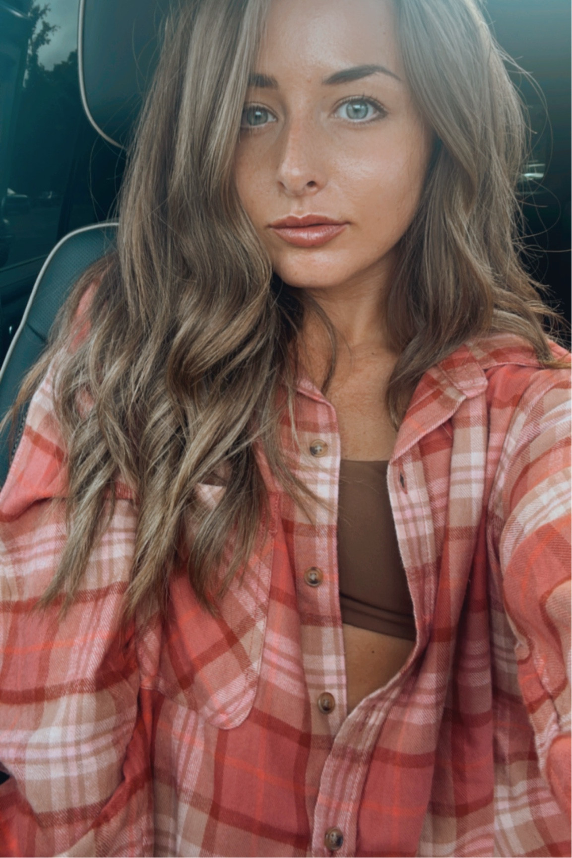 Walmart flannels under $20 🍁 perfect if you’re an Autumn #houseofcolour - I’m wearing a size M for an oversized look! (0X-1X in the brown) 🧡🤎

#LTKStyleTip #LTKFindsUnder50 #LTKSeasonal