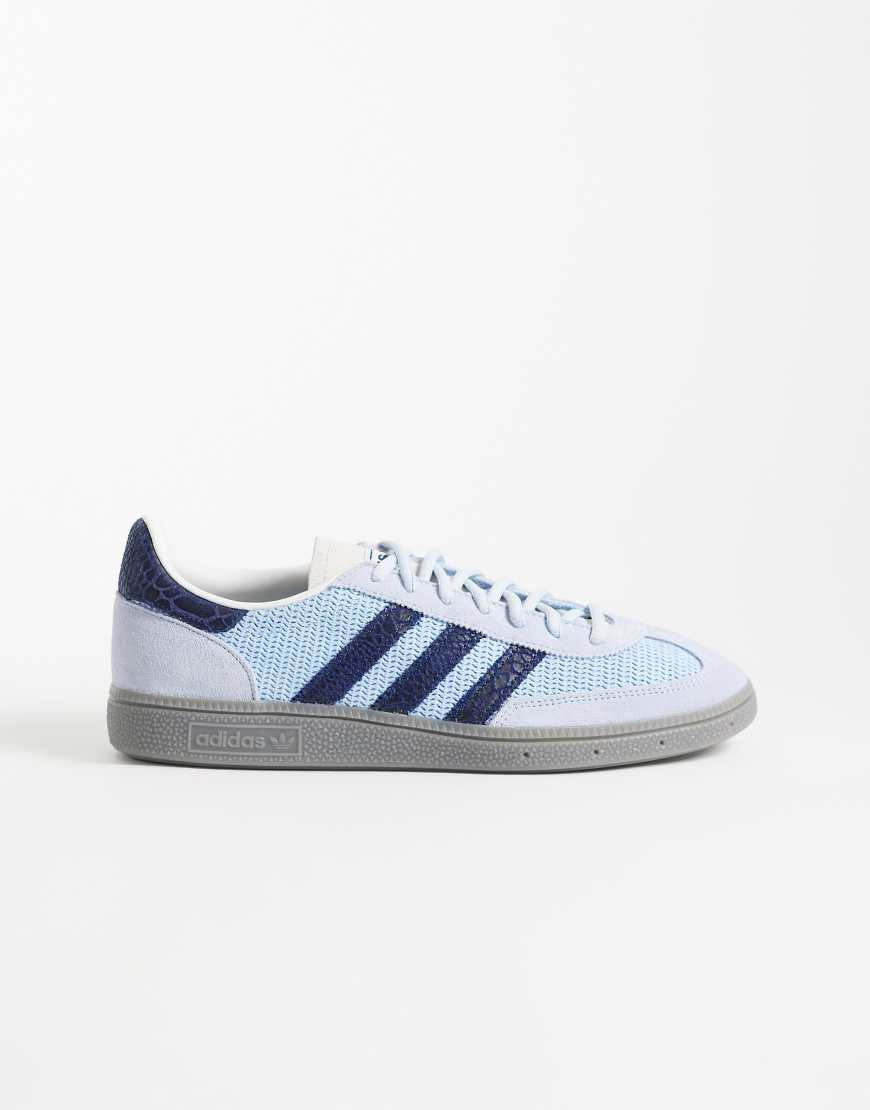 adidas Originals – Handball Spezial – Sneaker in Hellblau und Marineblau-Navy | ASOS (Global)