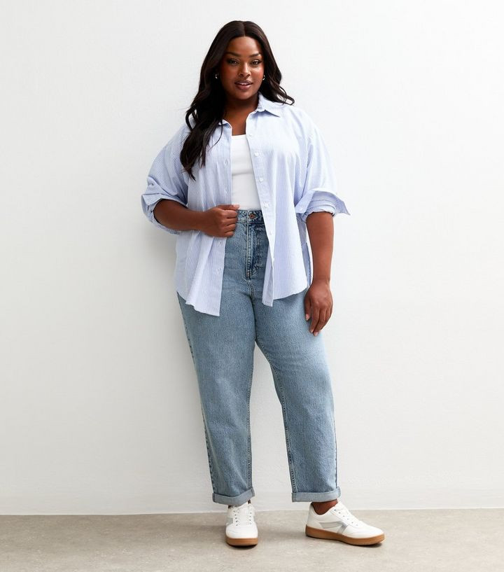 Curves Blue High Waisted Mom Jeans
						
						Add to Saved Items
						Remove from Saved Items | New Look (UK)