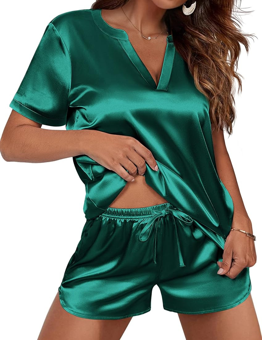 Ekouaer Women Pajamas Set Silk Satin Loungewear | Amazon (US)