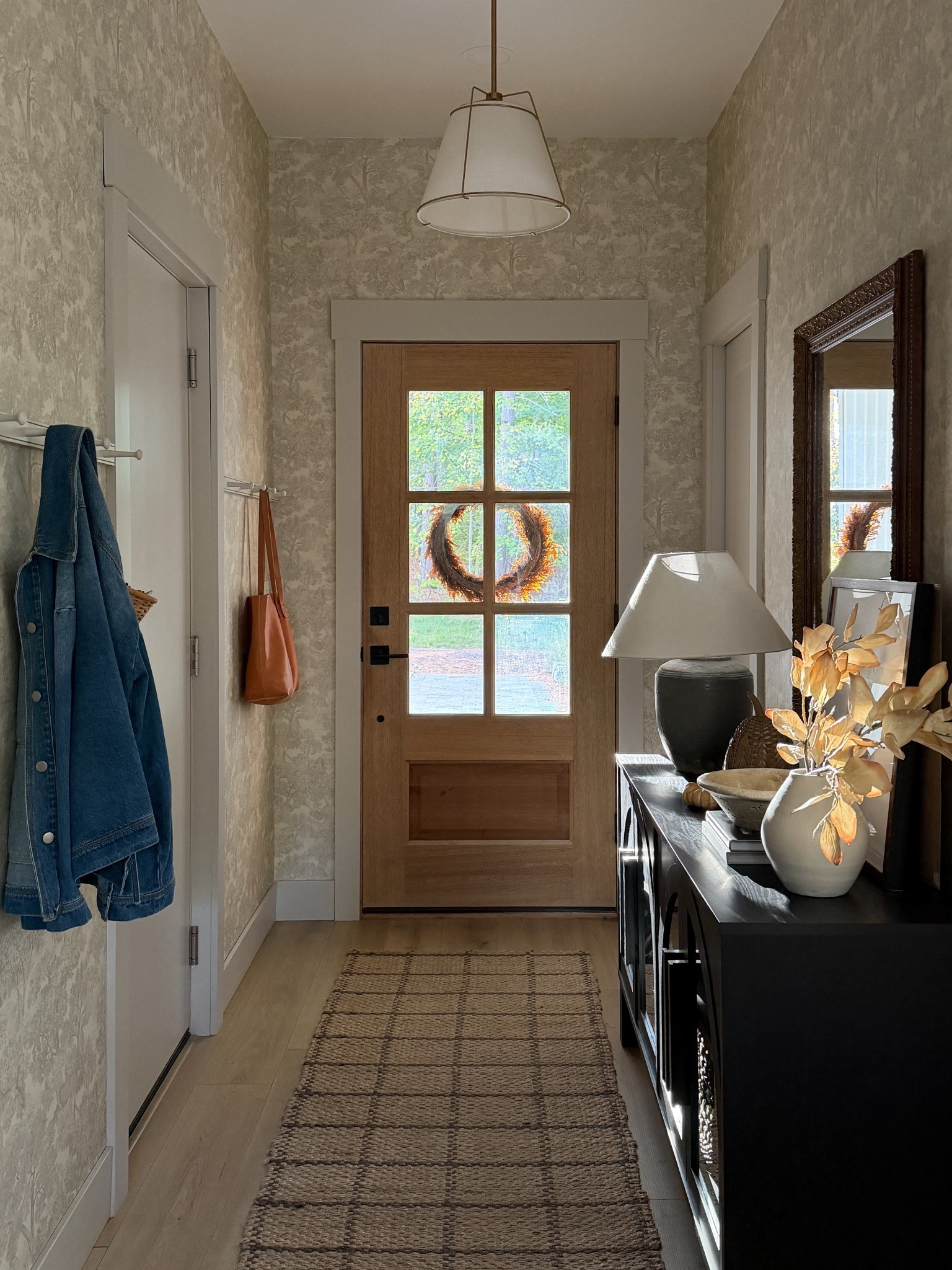 Fall entryway links

#LTKFindsUnder100 #LTKHome #LTKSeasonal