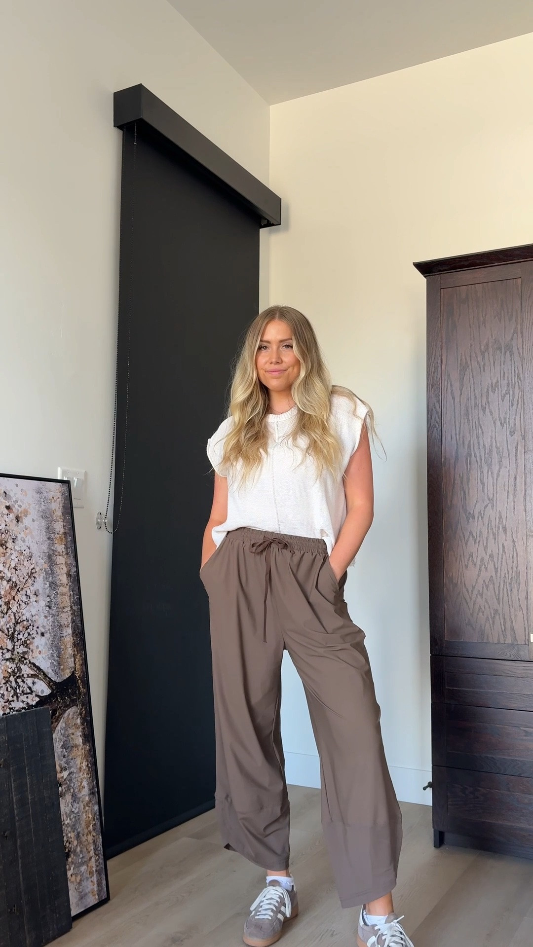 love these pants!! so cute and comfy and can be dressed up or down!

| amazon fashion | teacher outfit | mom outfit