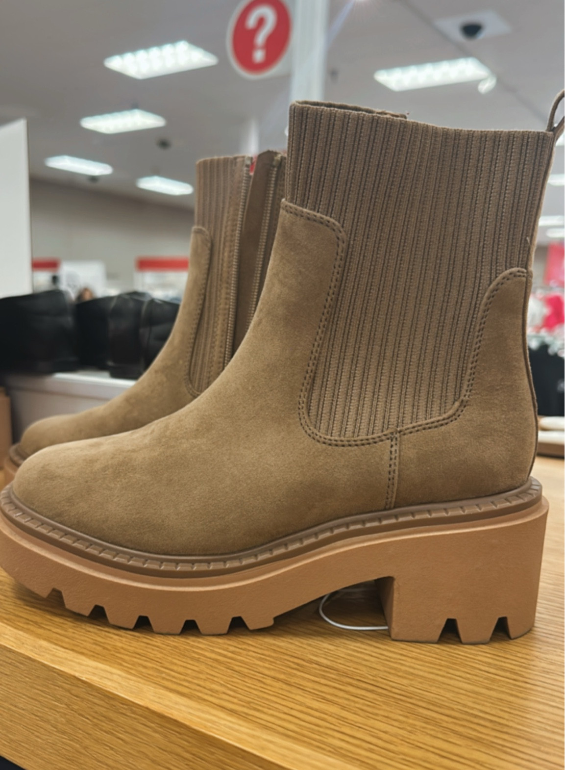 Chunky boots

#LTKStyleTip #LTKFindsUnder50 #LTKShoeCrush