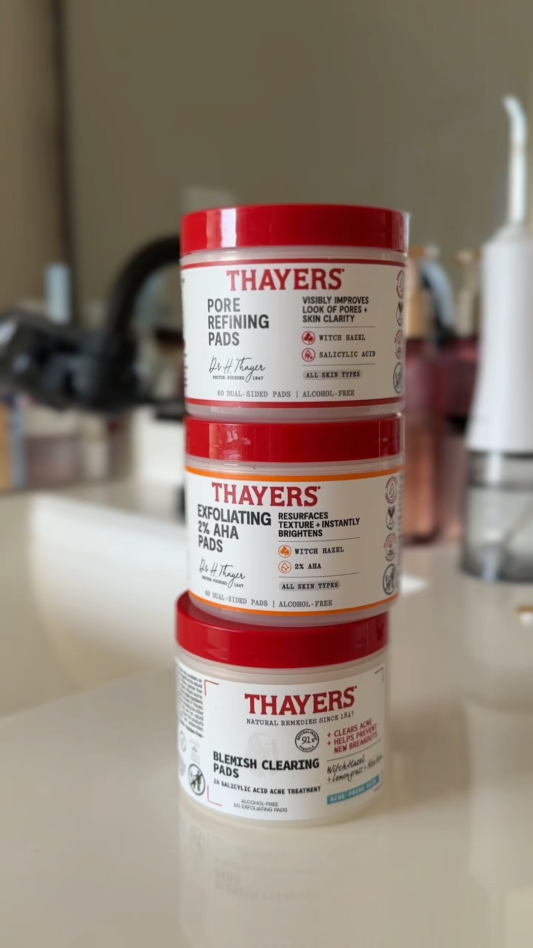 ad #ThayersPartner #targetstyle #TargetPartner #Target @thayers @target I have been loving using these for some gentle exfoliation, but specifically around my chest when I get back from working out! Perfect skin yes plssss✨🤍🤍🤏🏽🤏🏽 
