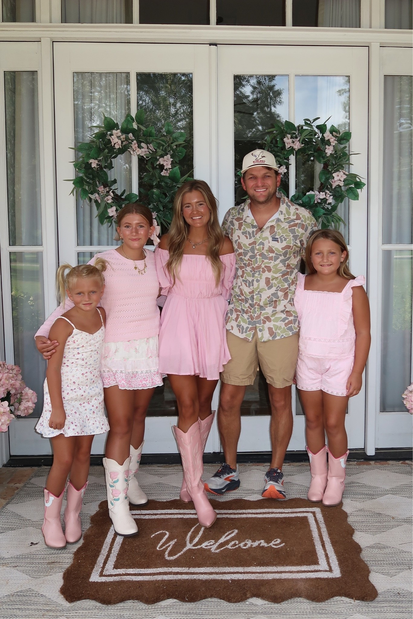 All pink🎀💕

#LTKootd #LTKKids #LTKgrwm