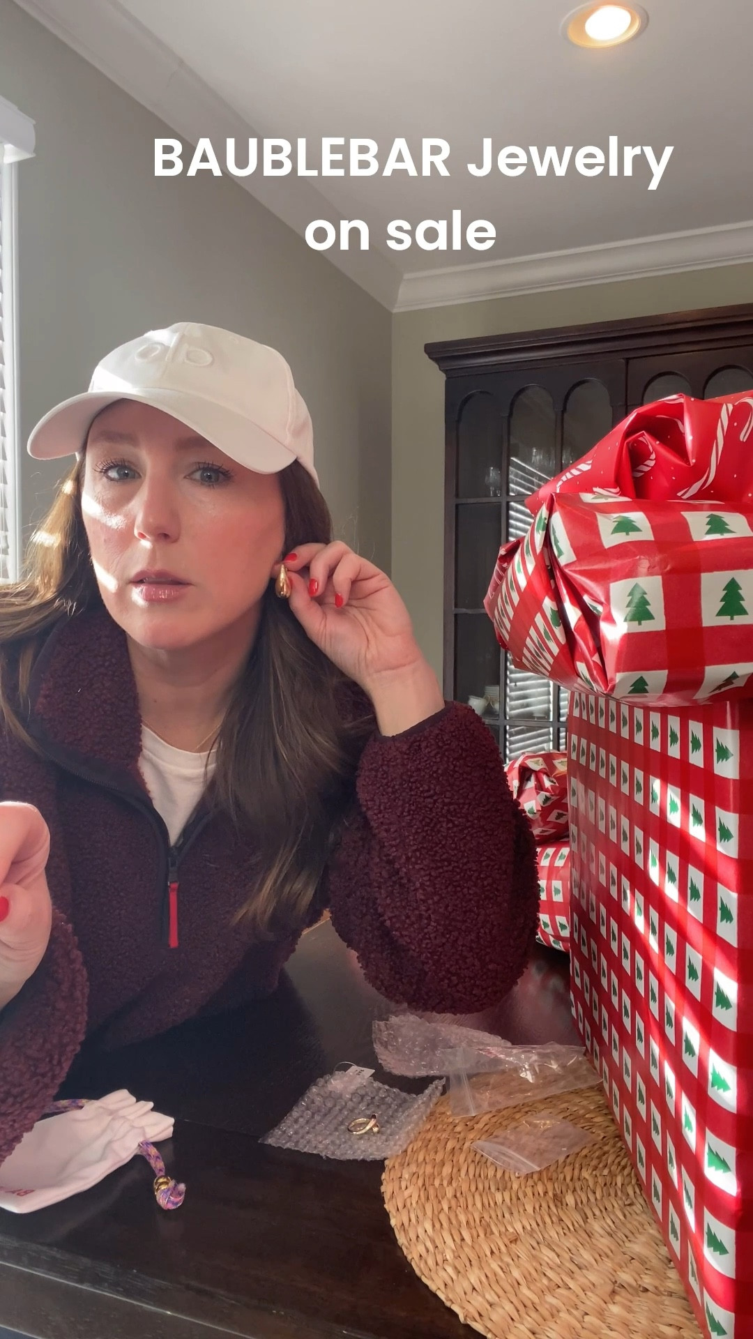 Women’s Christmas gift ideas! Cute jewelry for girls, teens or women. #girlsgift #teengiftideas #stockingstufferswomen #momgiftidea #womensgiftguide

#LTKFindsUnder50 #LTKGiftGuide #LTKSaleAlert