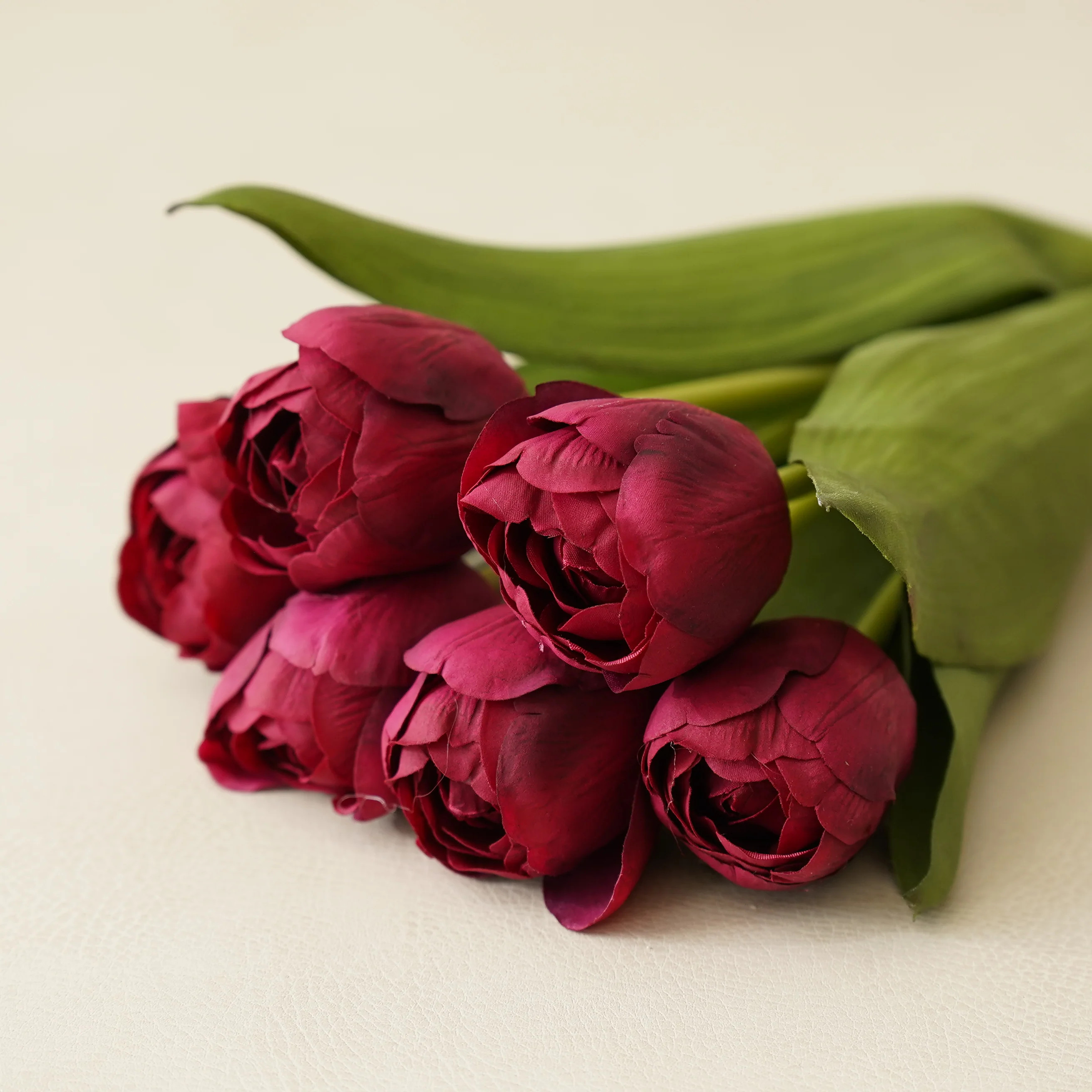 Real Touch Hybrid Tulip Bundle | Deep Red | MJHome