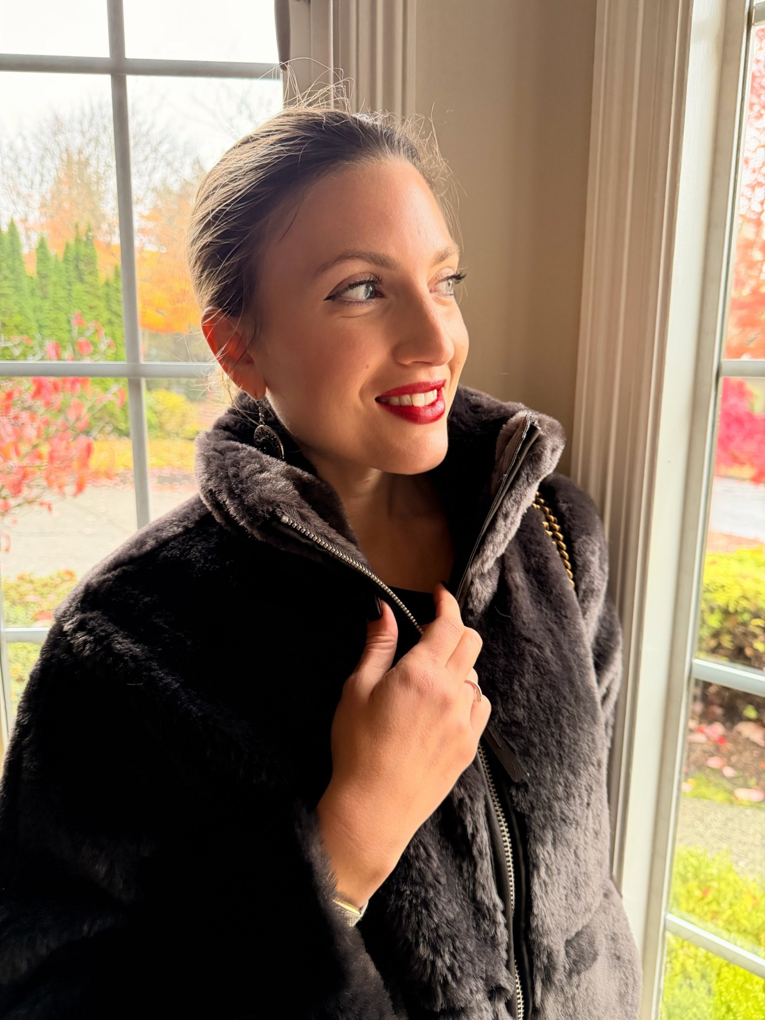 Cozy jacket season! Obsessed with the new fits from #HM ! #newinhm #jacket #fluffyjacket #fauxfur #fallfashion 

#LTKHoliday #LTKSeasonal #LTKFindsUnder100