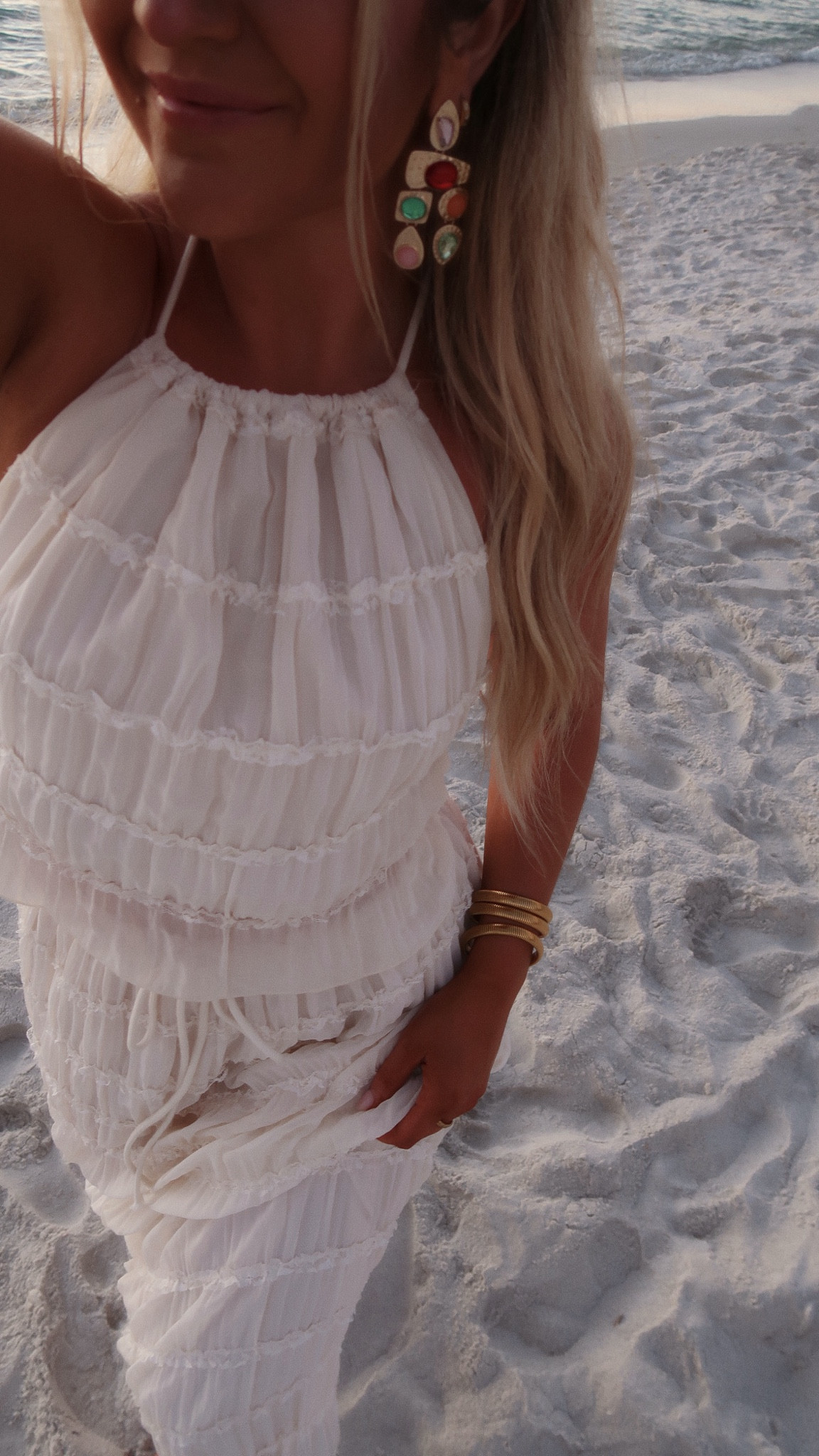 Casual, beachy look for dinner 🐚🥂 This set runs TTS and the accessories were the perfect touch! 

#vacationoutfit #beachstyle #dinneroutfit #springbreakoutfit

#LTKTravel #LTKFindsUnder50