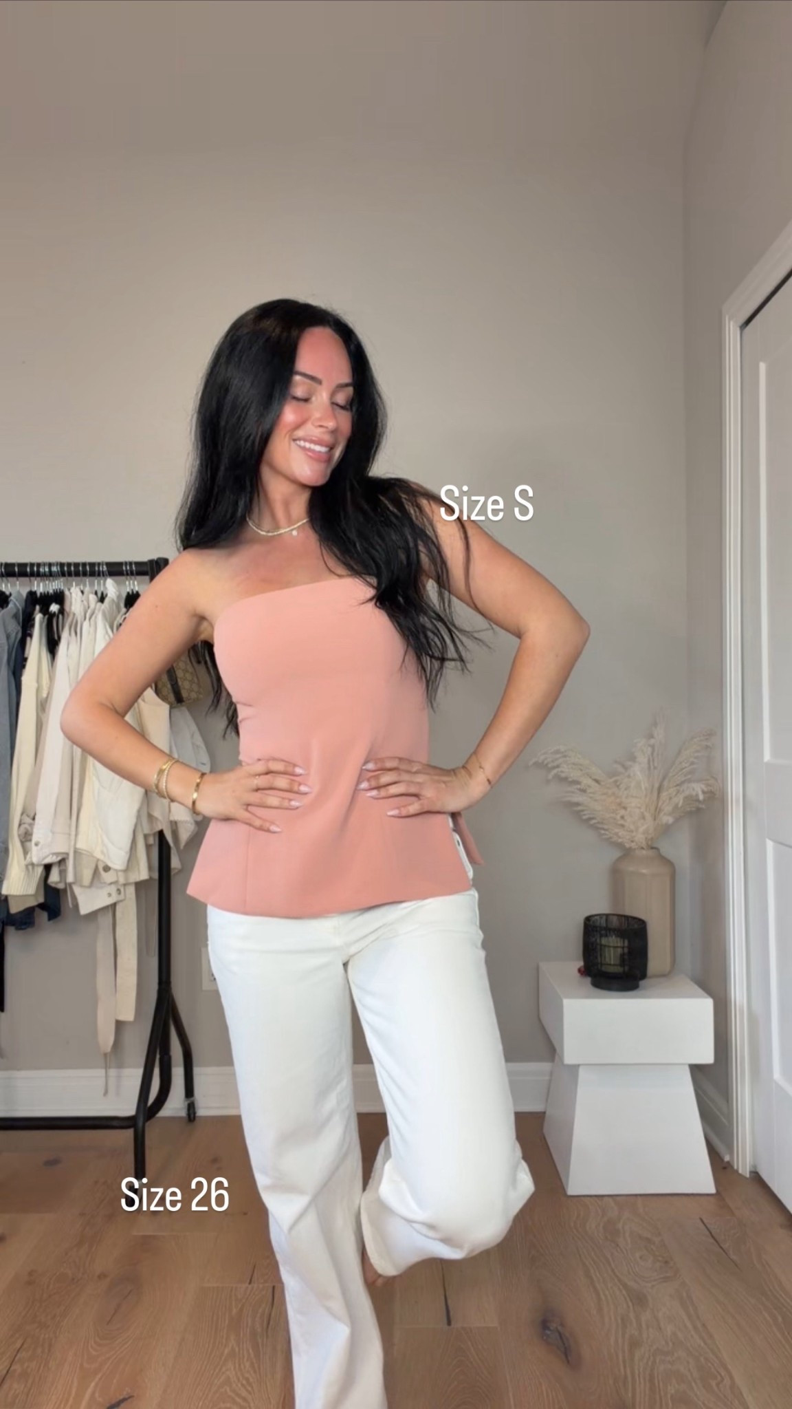 @Aritzia new arrivals try on 😍 loving all the new pieces and colors!! ￼I will have these on my LTK 

My sizing 5’7, 145lbs, 32dd


