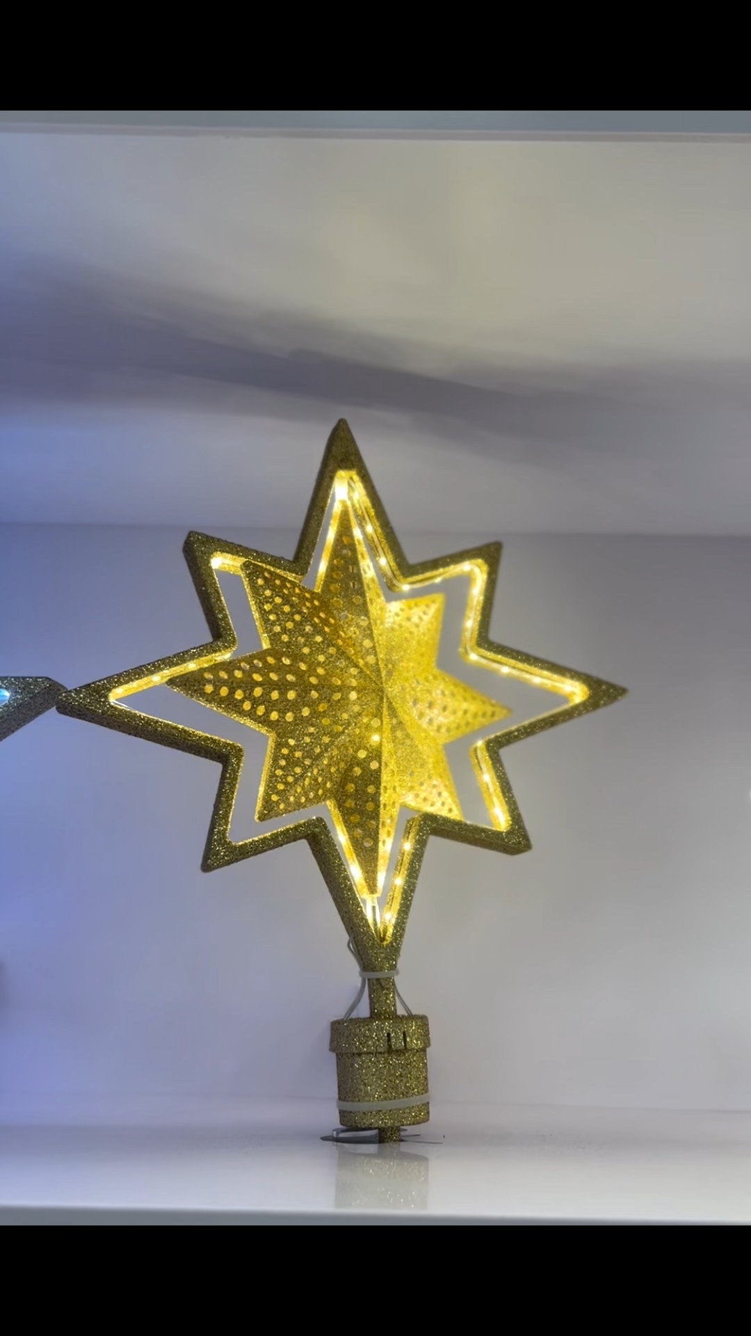 a moment for this tree topper 🌟 😍 

Christmas Decor, Christmas Tree, Tree Topper, Christmas Tree Star

#LTKSeasonal #LTKHoliday #LTKFindsUnder50