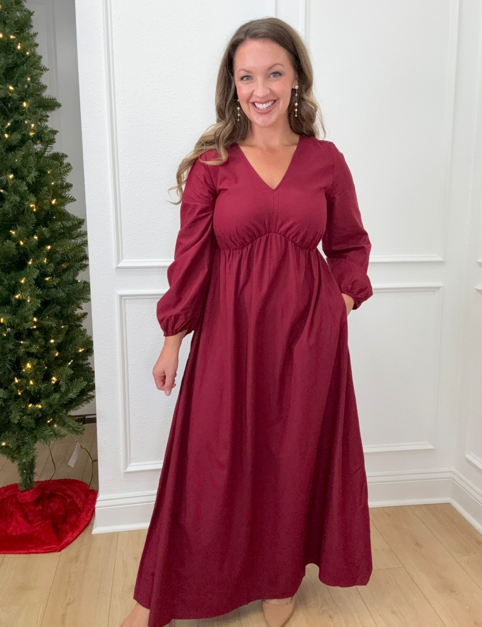 🎄 Walmart Dress Find! 🎄
This long sleeve tie-back maxi dress is such a stunner in this Wine Punch Color! Flowy, flattering, and perfect for Christmas, fall family photos, Thanksgiving, or church! 🍂❤️
I’m 5’5” size 8/10 wearing a Medium and it fits true to size.
Love the tie-back detail and how elevated it looks - and under $25! 💗
#walmartfashion #walmartfinds #ltkwalmart #ltkmidsize #ltkfindsunder50 #christmasdress #holidayoutfit #thanksgivingdress #maxidress #affordablefashion #midsizefashion #fallstyle #walmartoutfits #budgetfriendlyfashion

@walmart #walmartstyle 

 #LTKHoliday #LTKSeasonal #LTKFindsUnder50
