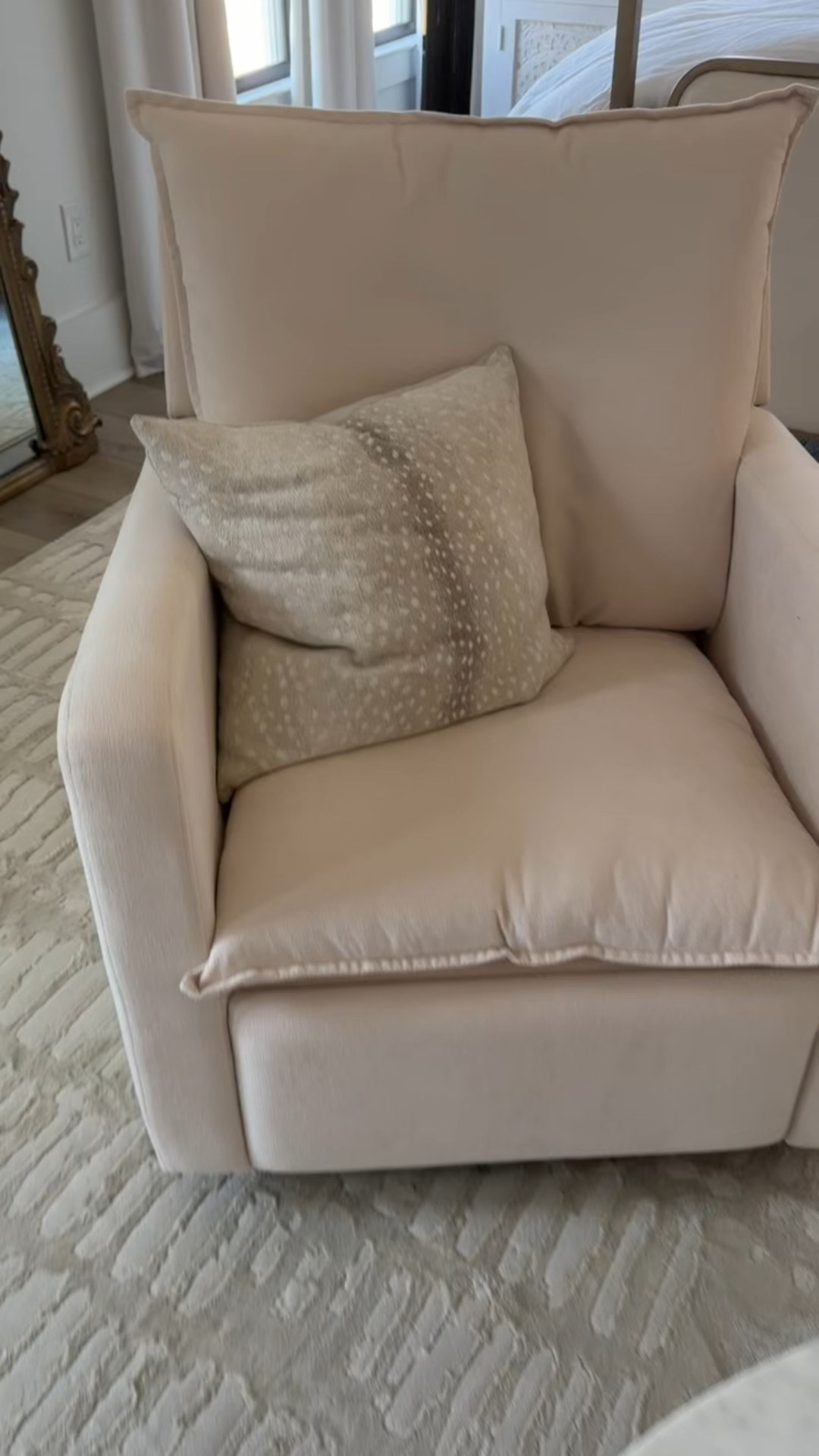 Neutral Wayfair recliner for $400! 

#LTKSaleAlert #LTKHome