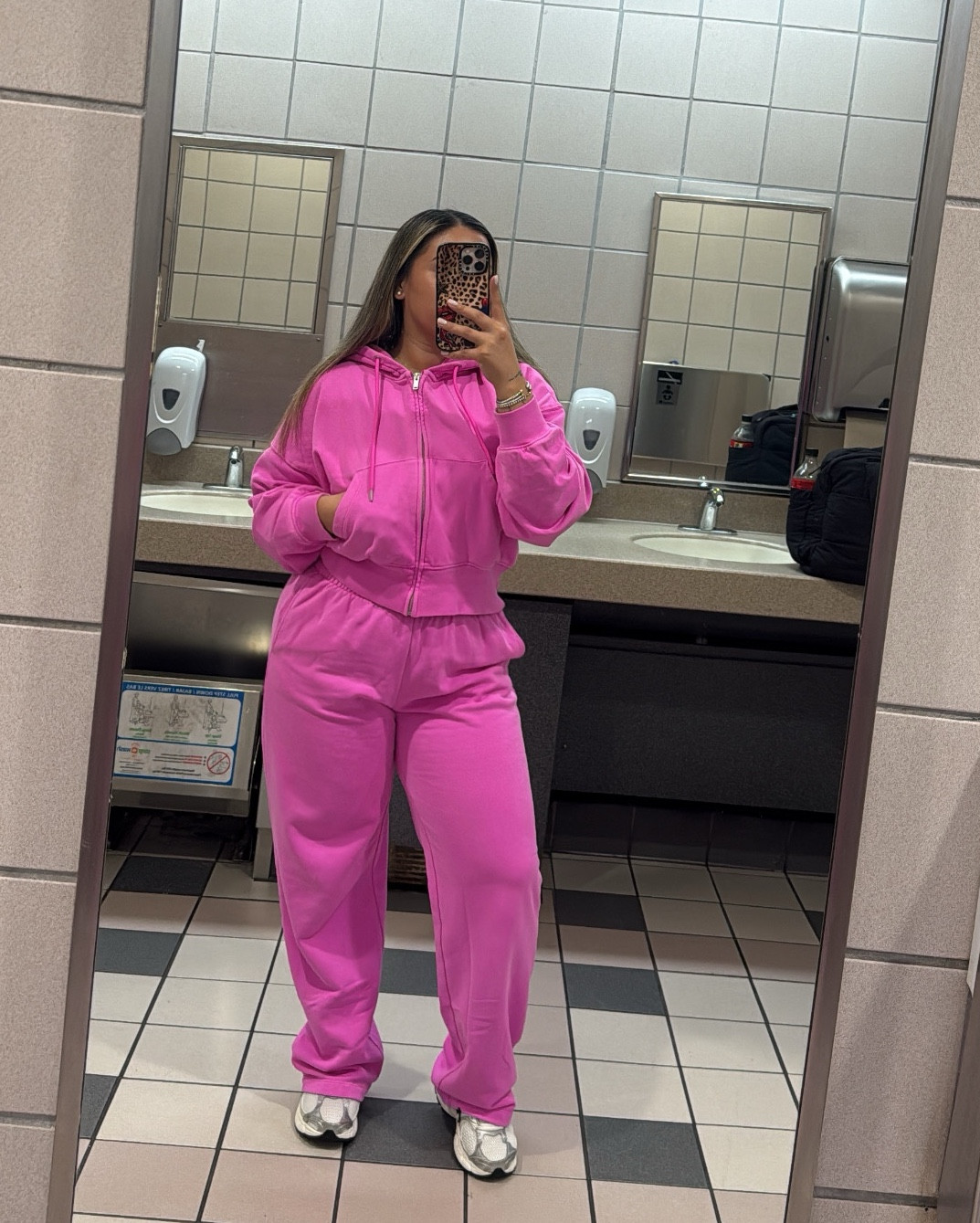 Airport Fit ✈️ 

#LTKMidsize #LTKootd #LTKActive